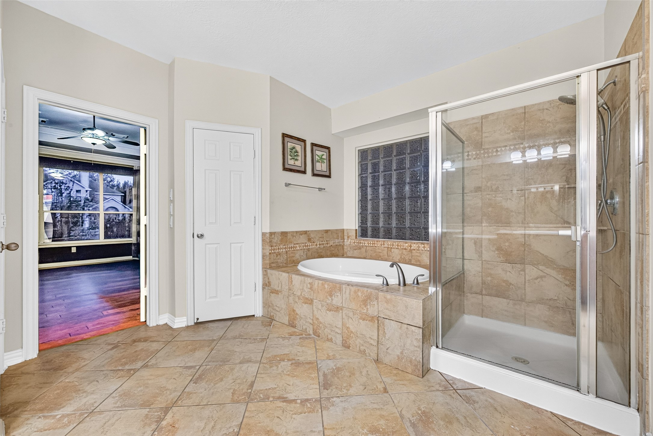 14242 Ashmore Reef Court Property Photo 28