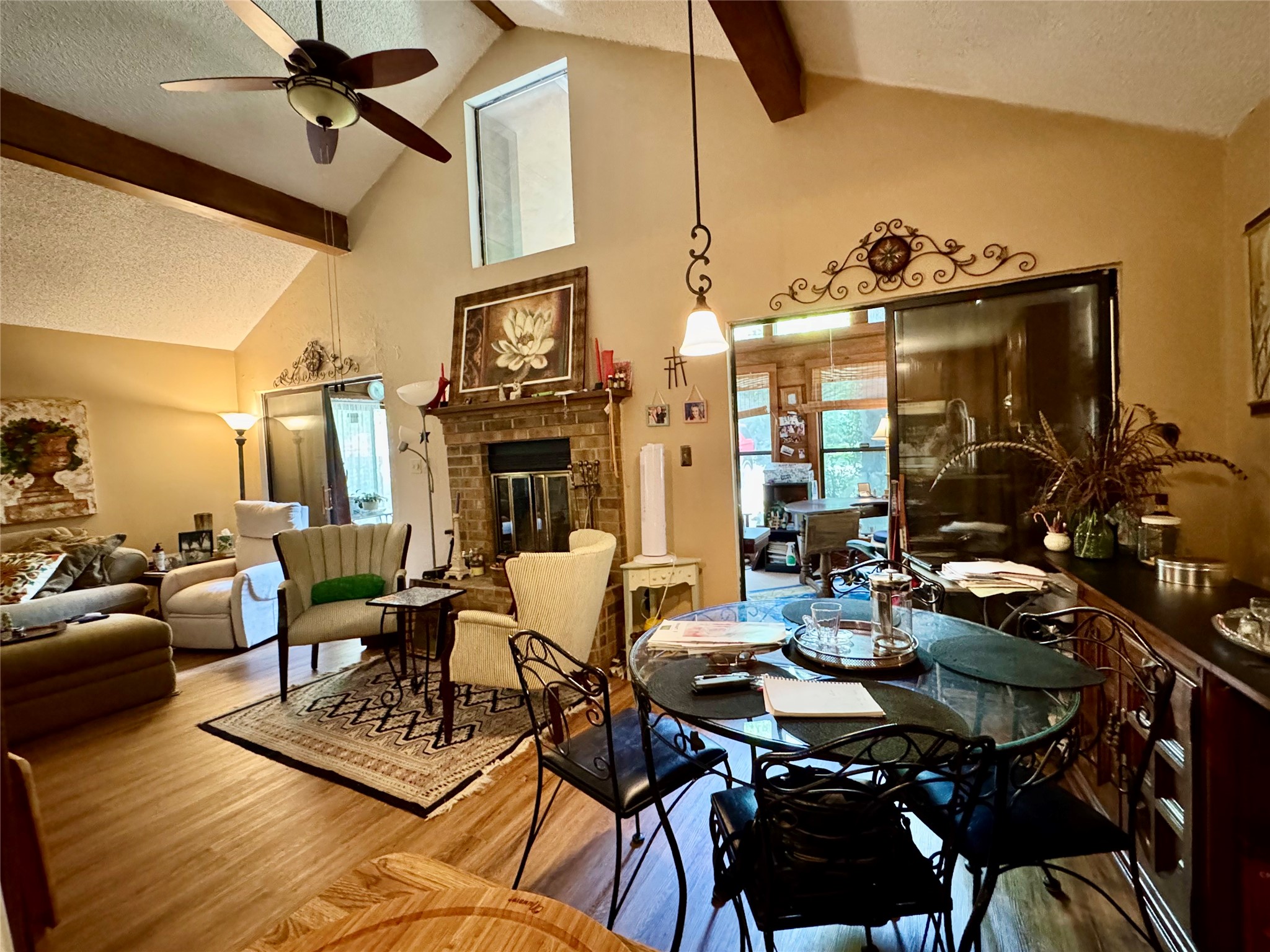 1347 Cardinal Lane Property Photo 14