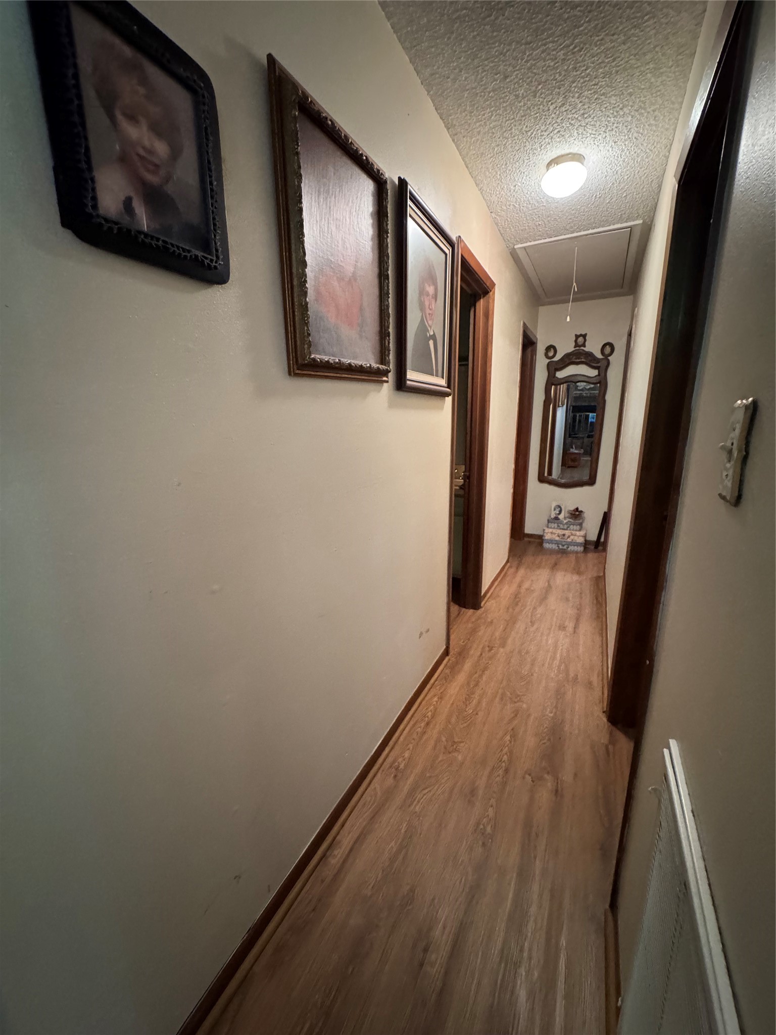 1347 Cardinal Lane Property Photo 21