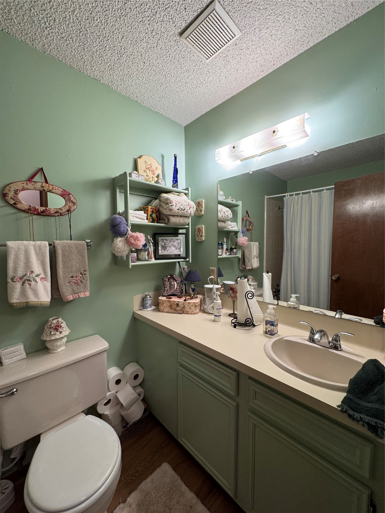 1347 Cardinal Lane Property Photo 26