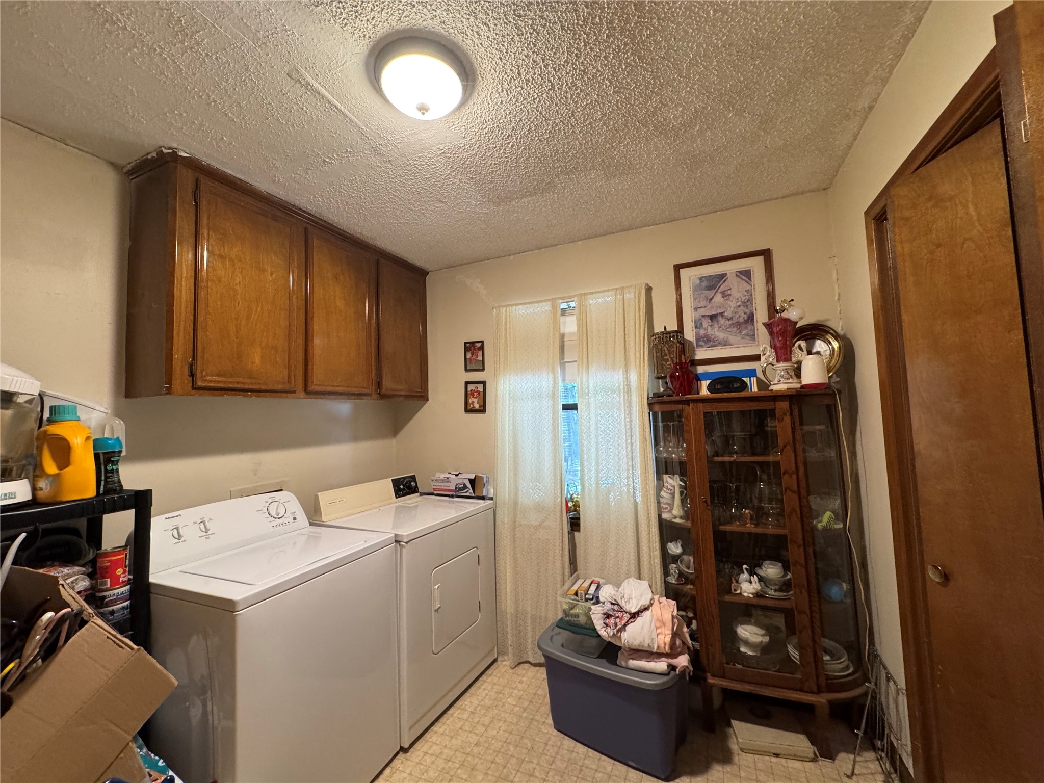 1347 Cardinal Lane Property Photo 27