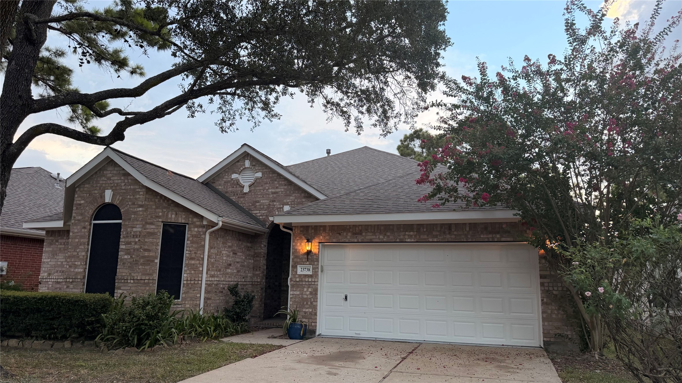 23738 River Place Drive Property Photo 1