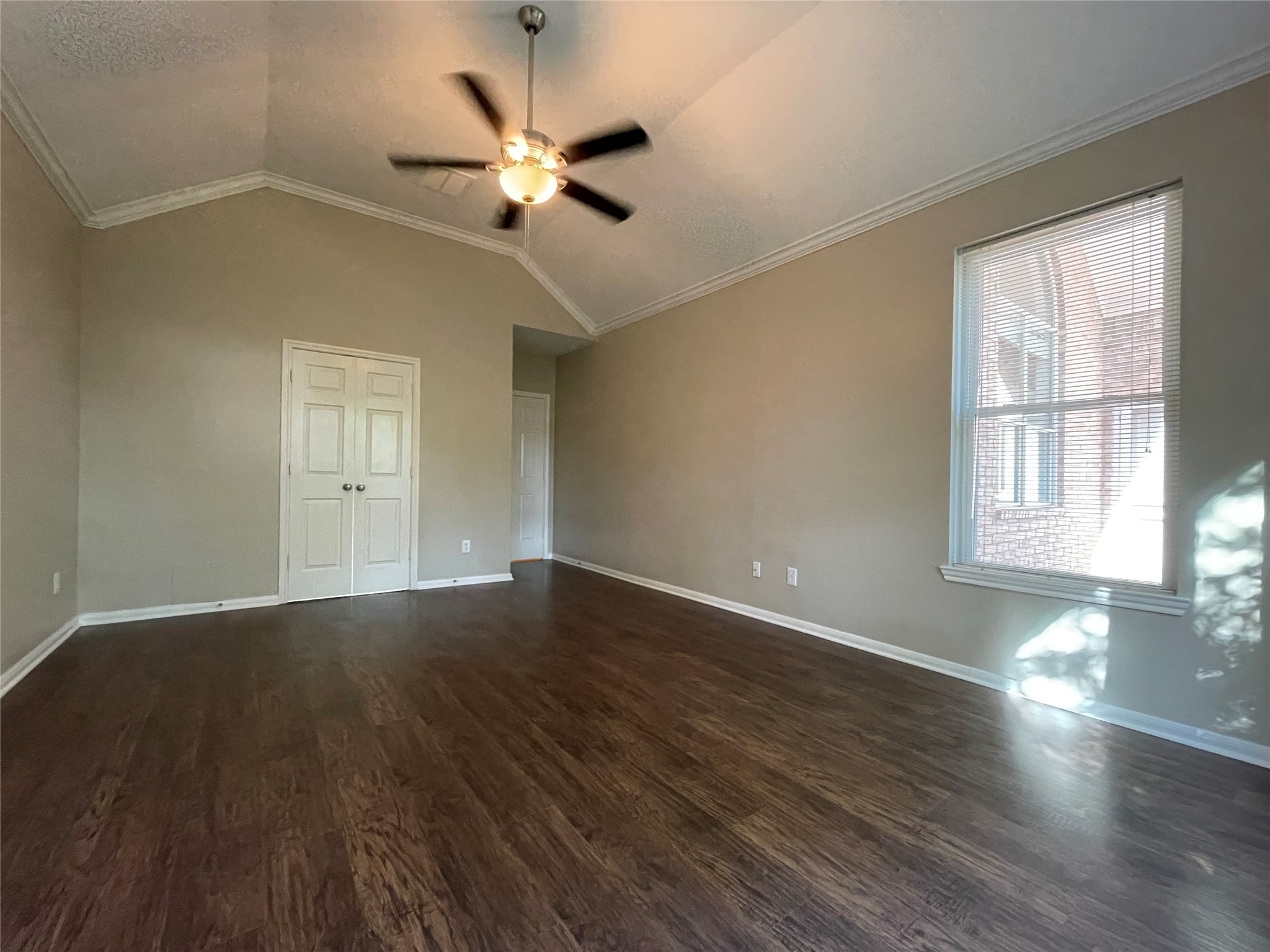 23738 River Place Drive Property Photo 12