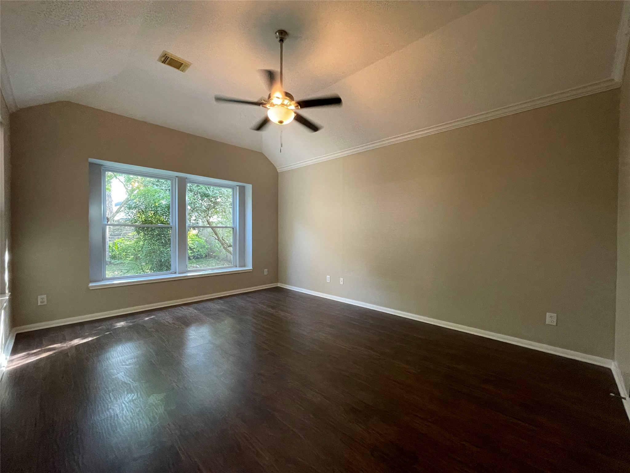23738 River Place Drive Property Photo 13
