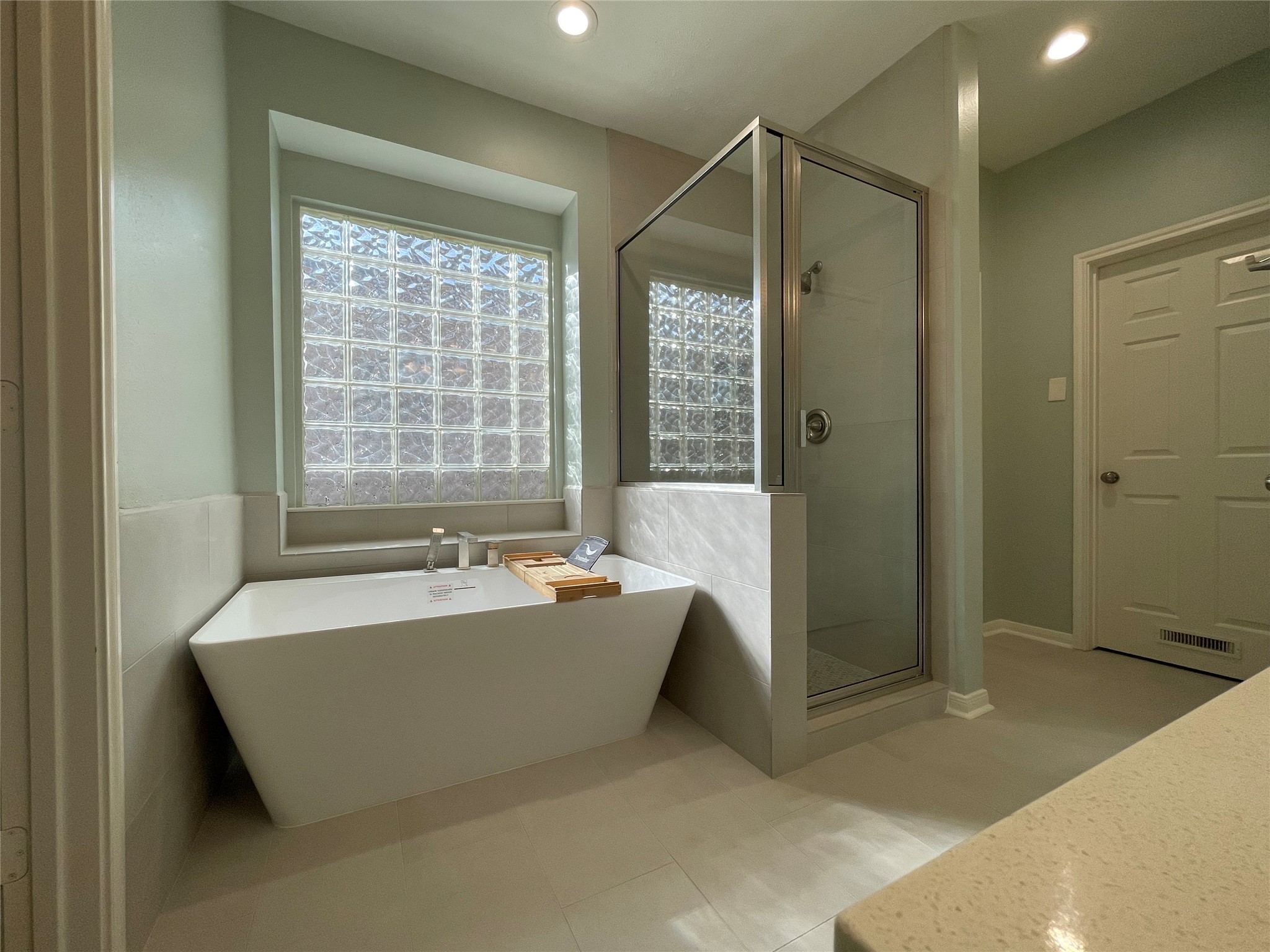 23738 River Place Drive Property Photo 17