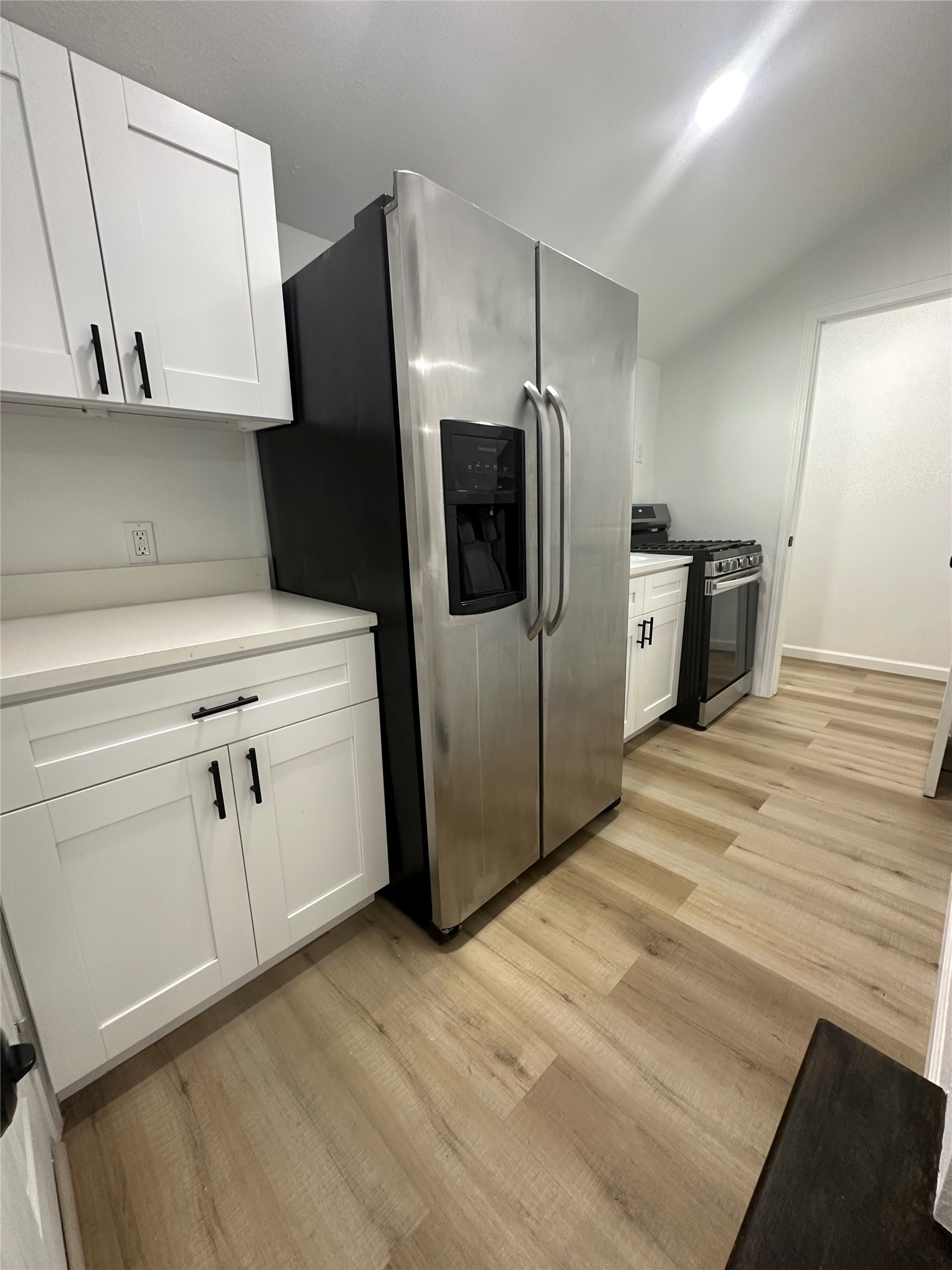 32 Farrell Street C Property Photo 3