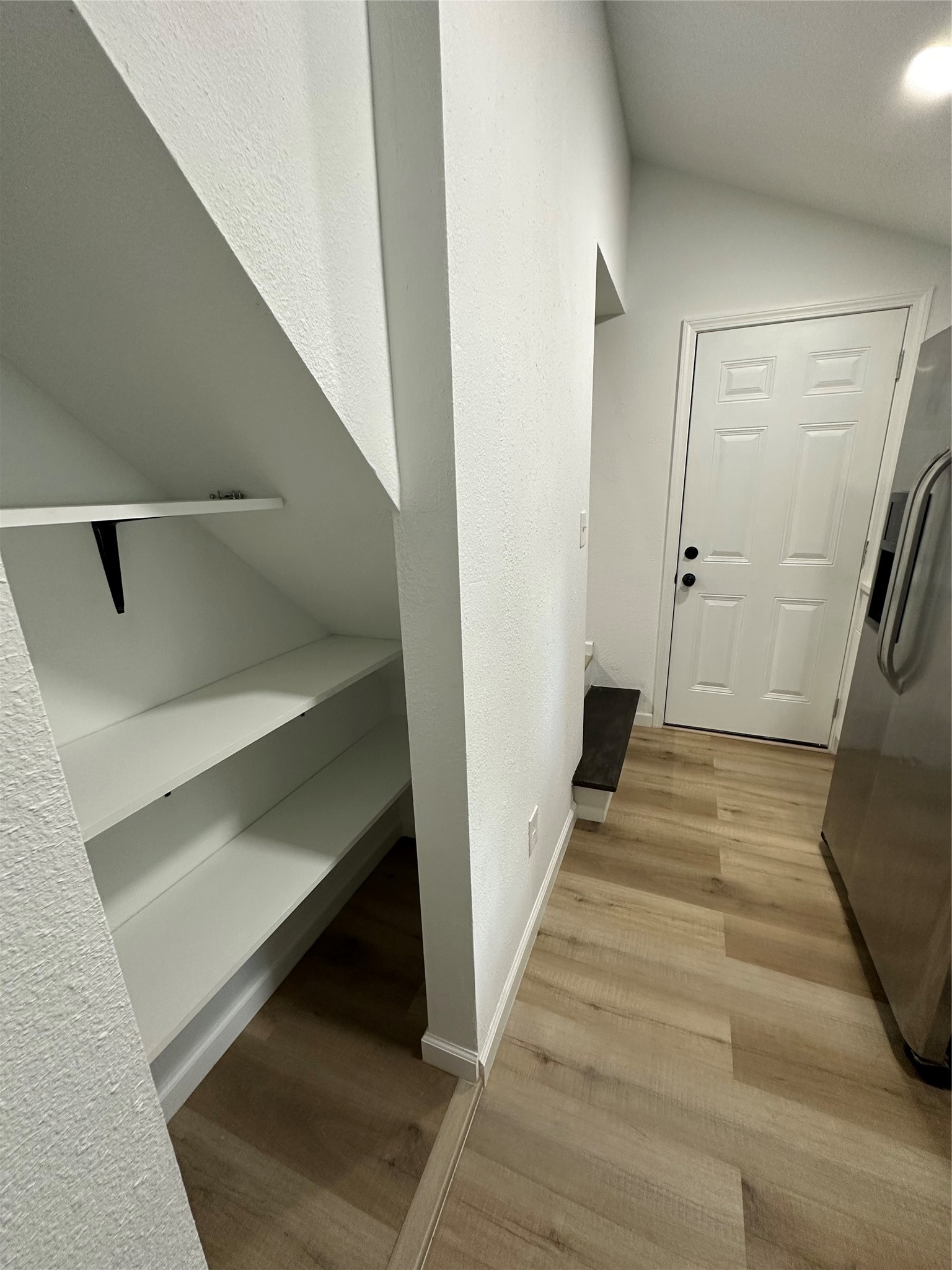 32 Farrell Street C Property Photo 16