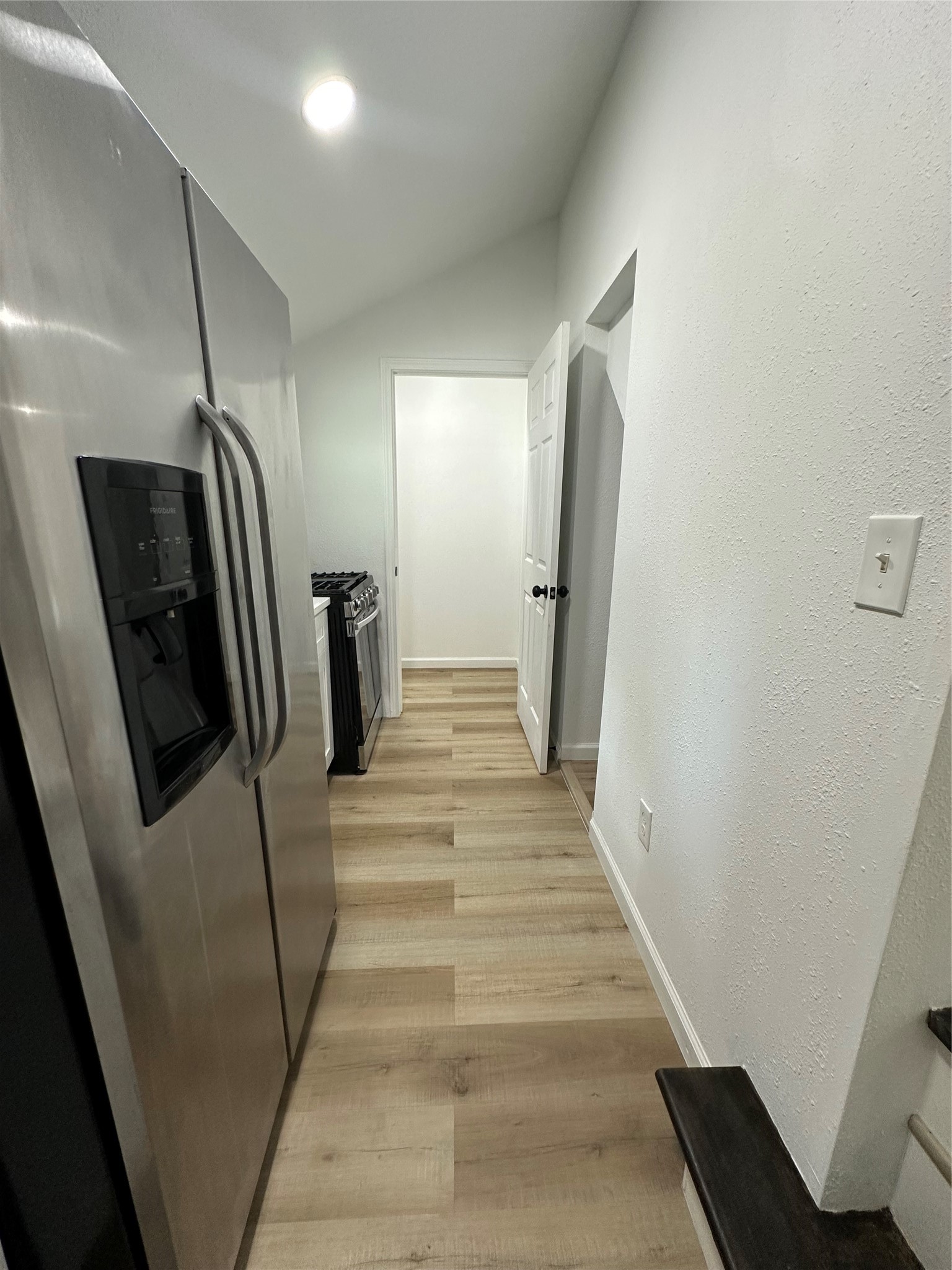 32 Farrell Street C Property Photo 17