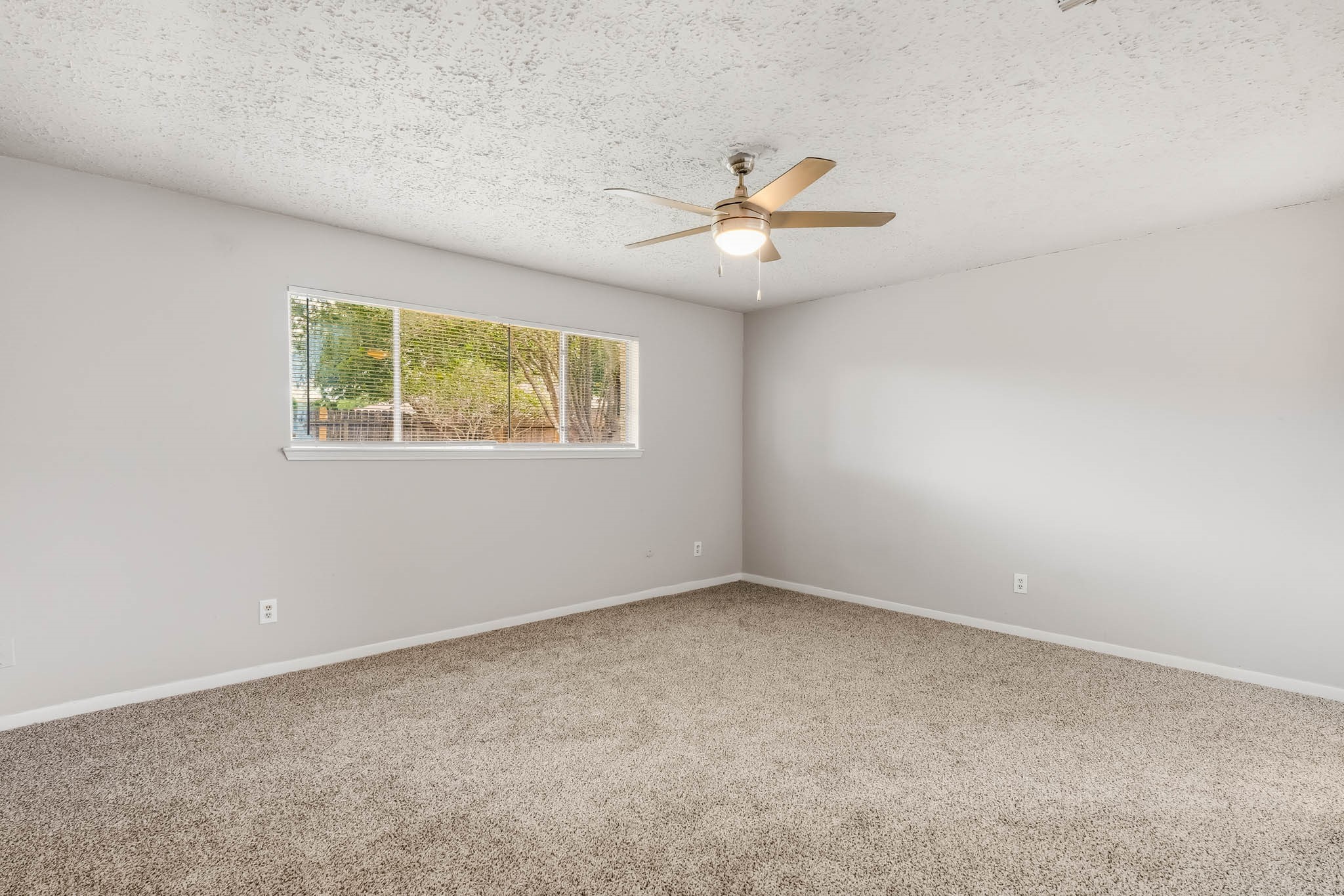 1310 Mossridge Drive Property Photo 7