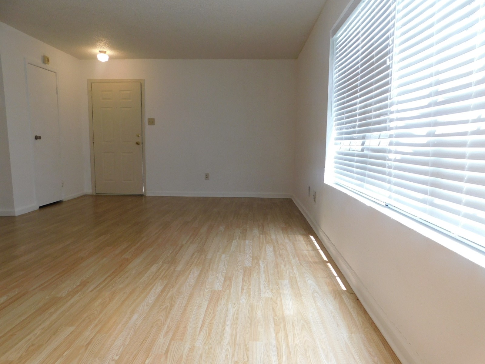 12660 Ashford Point Drive 207 Property Photo 2