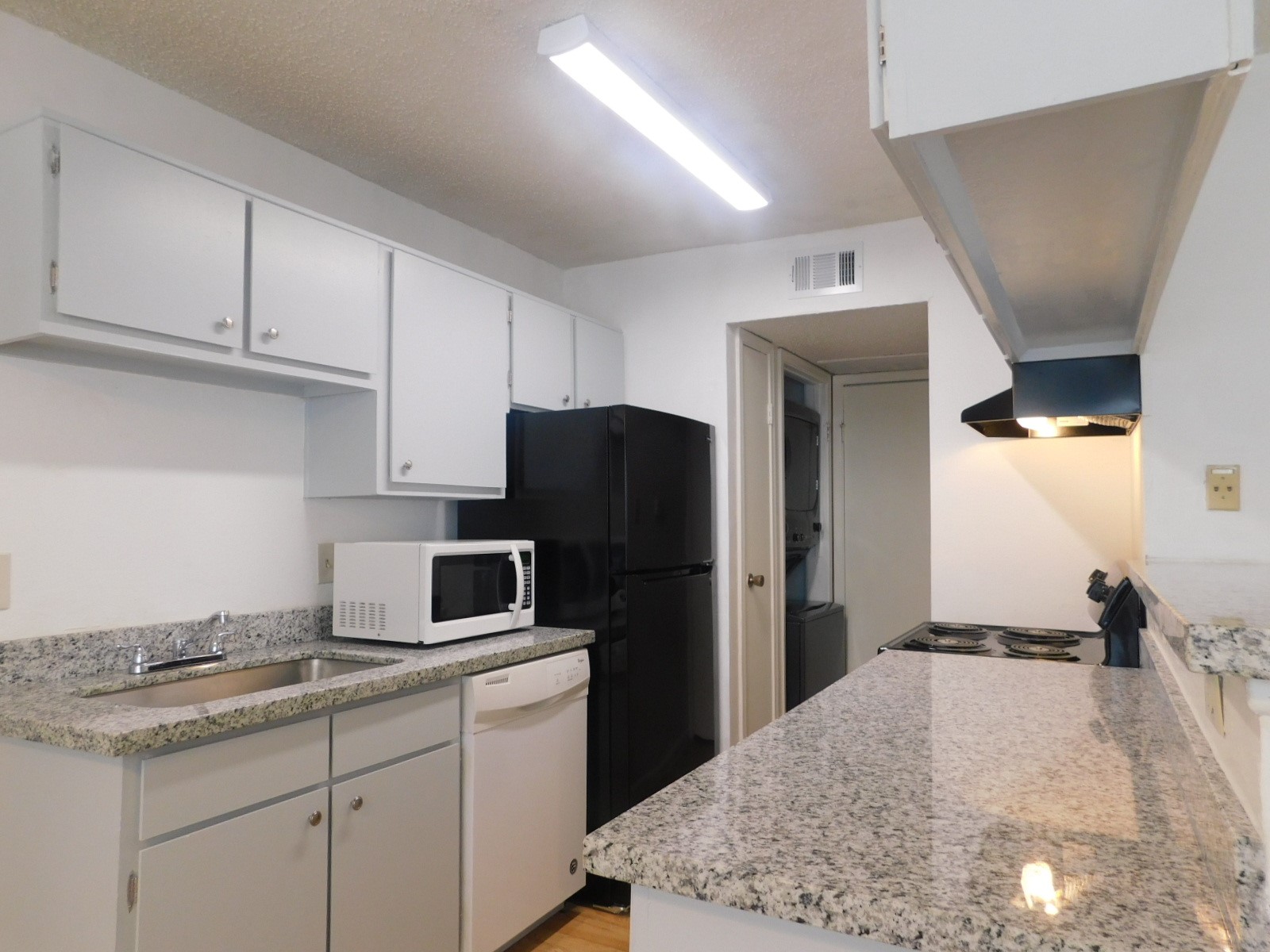 12660 Ashford Point Drive 207 Property Photo 6