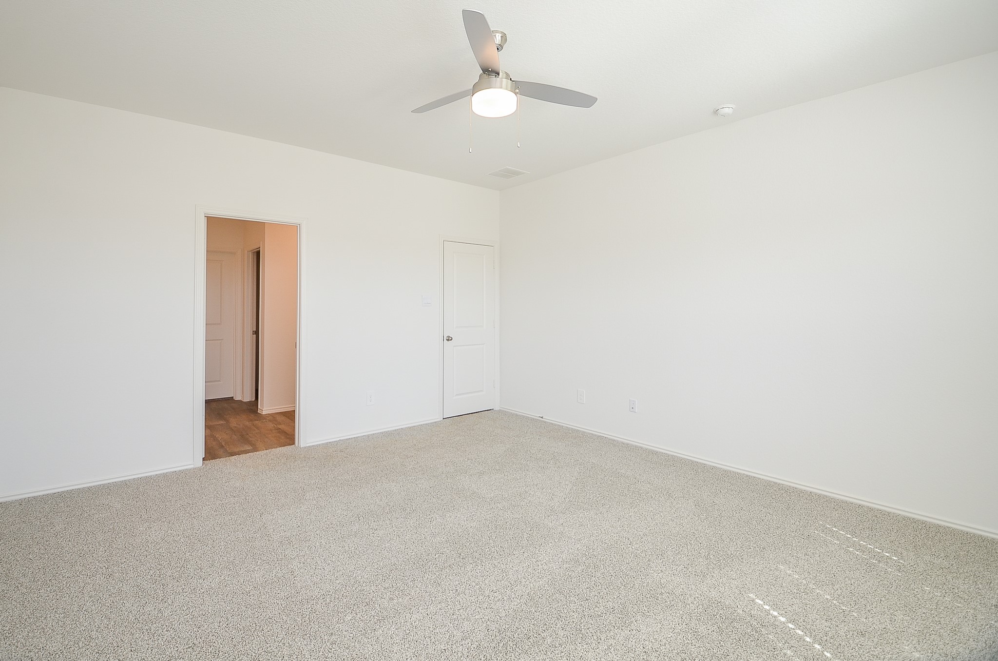 31303 Heddington Lane Property Photo 13