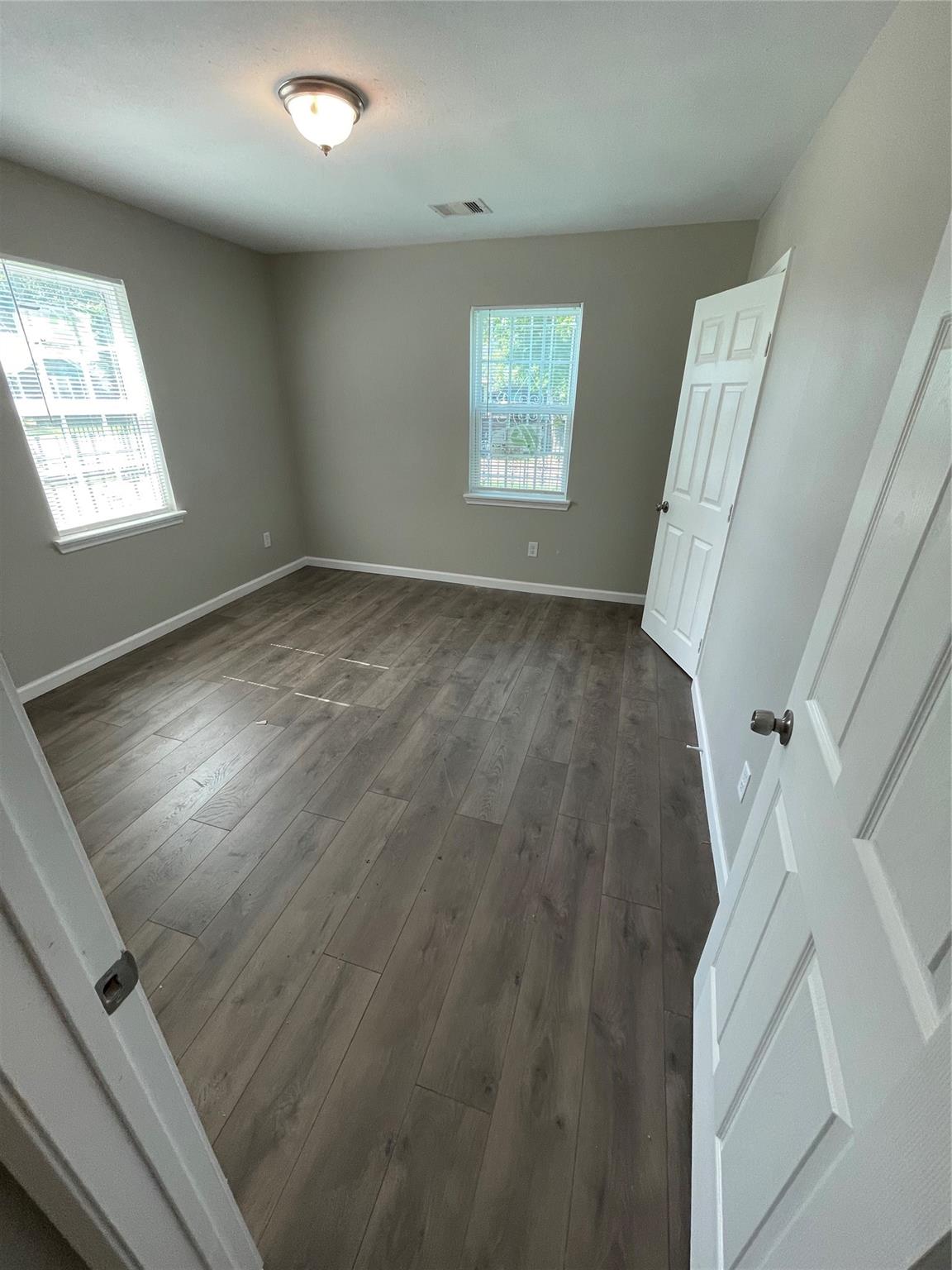 3211 Retta Street Property Photo 4