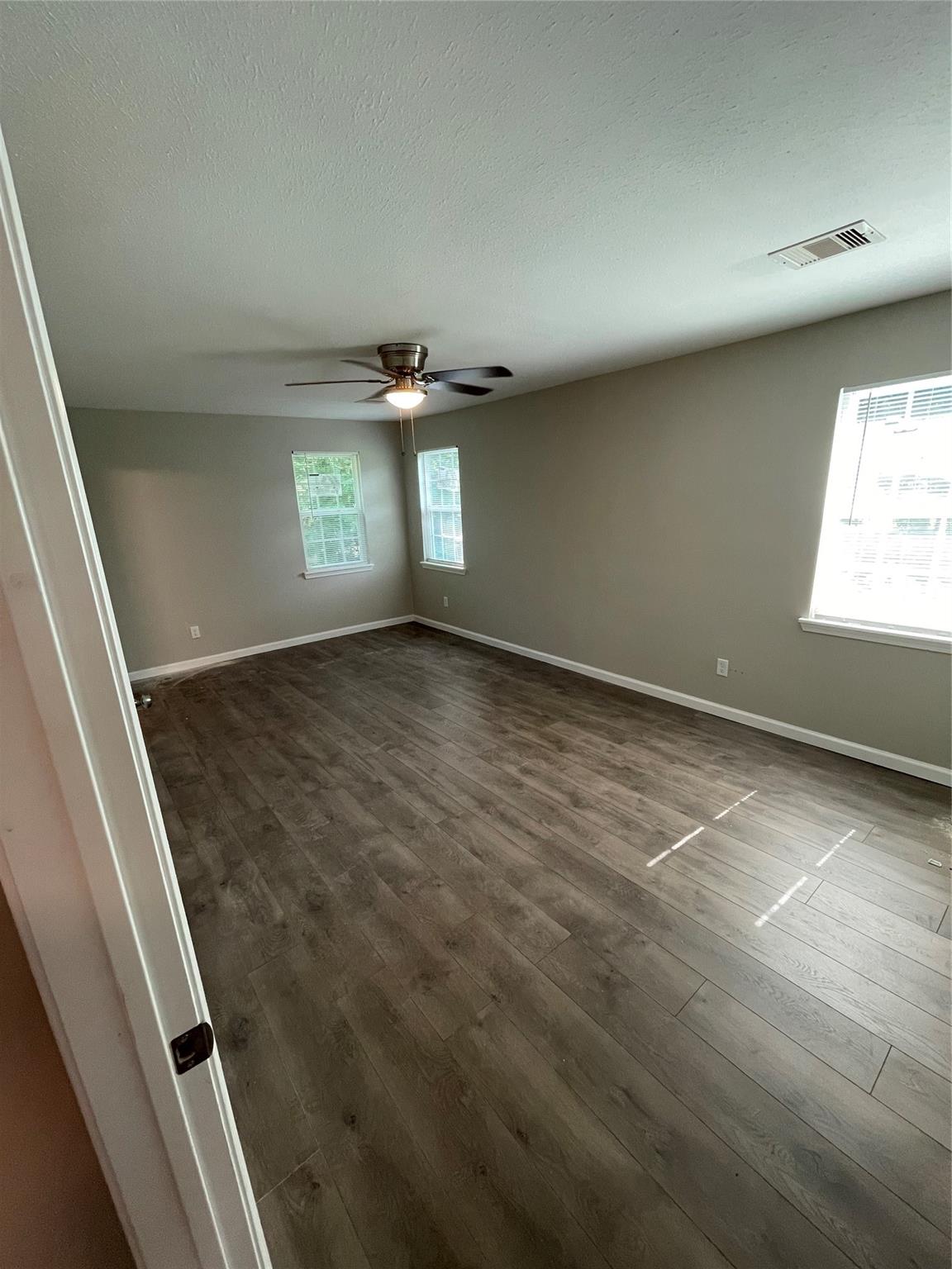 3211 Retta Street Property Photo 9