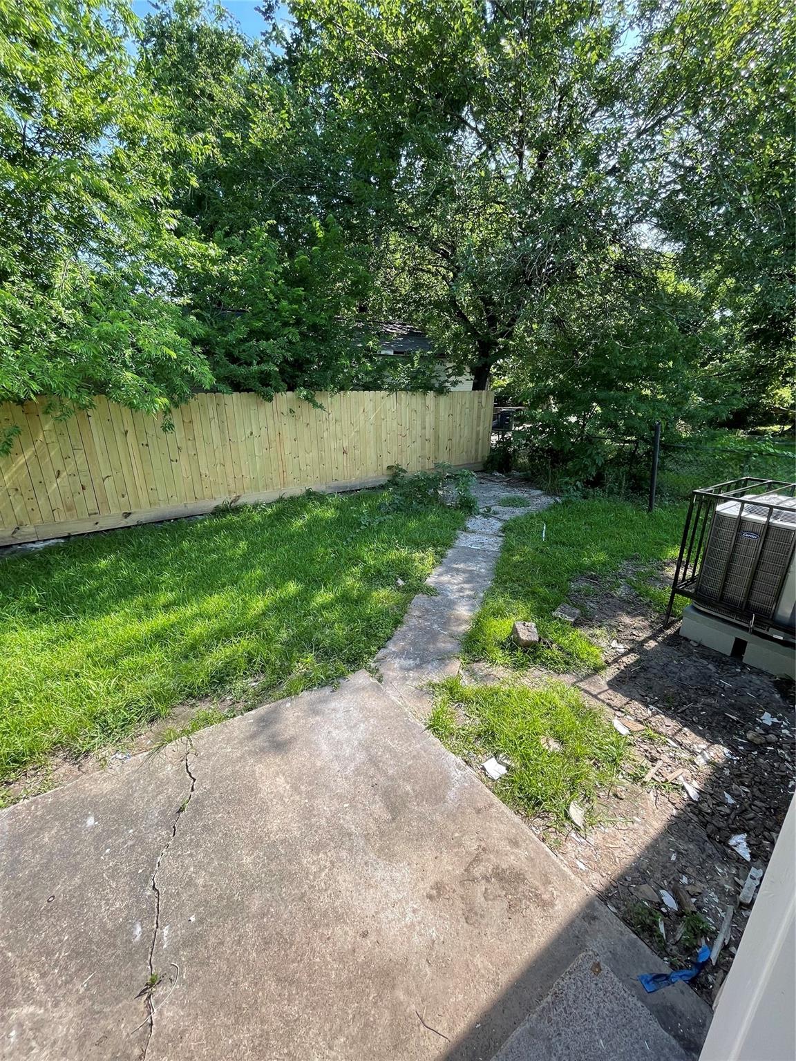 3211 Retta Street Property Photo 11