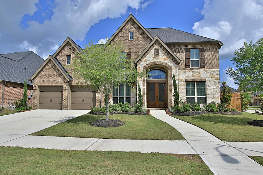 4919 Medina Bend Lane Property Photo