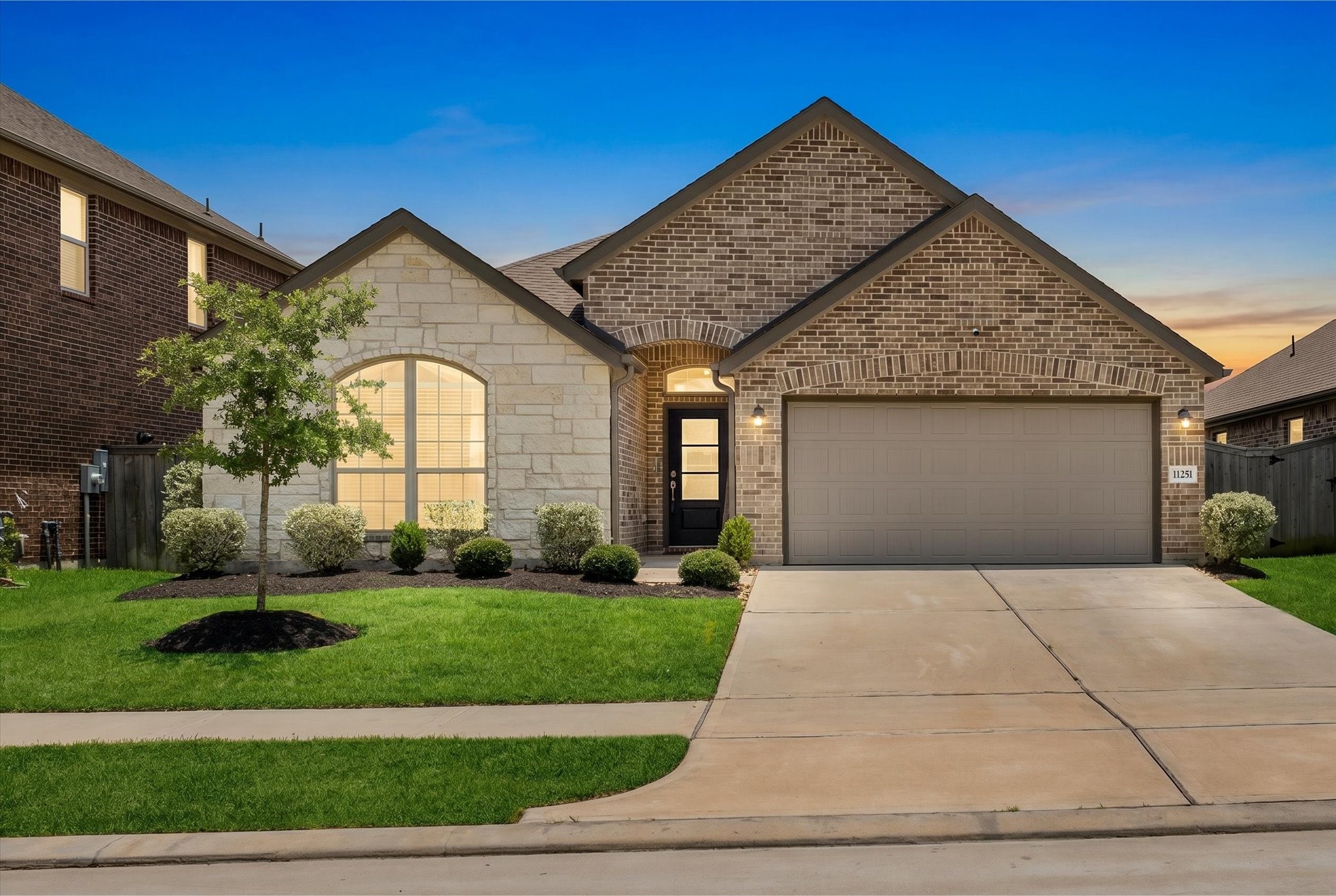 11251 Stirton Drive Property Photo 1
