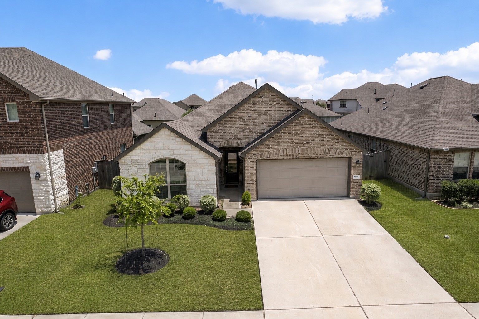11251 Stirton Drive Property Photo 3