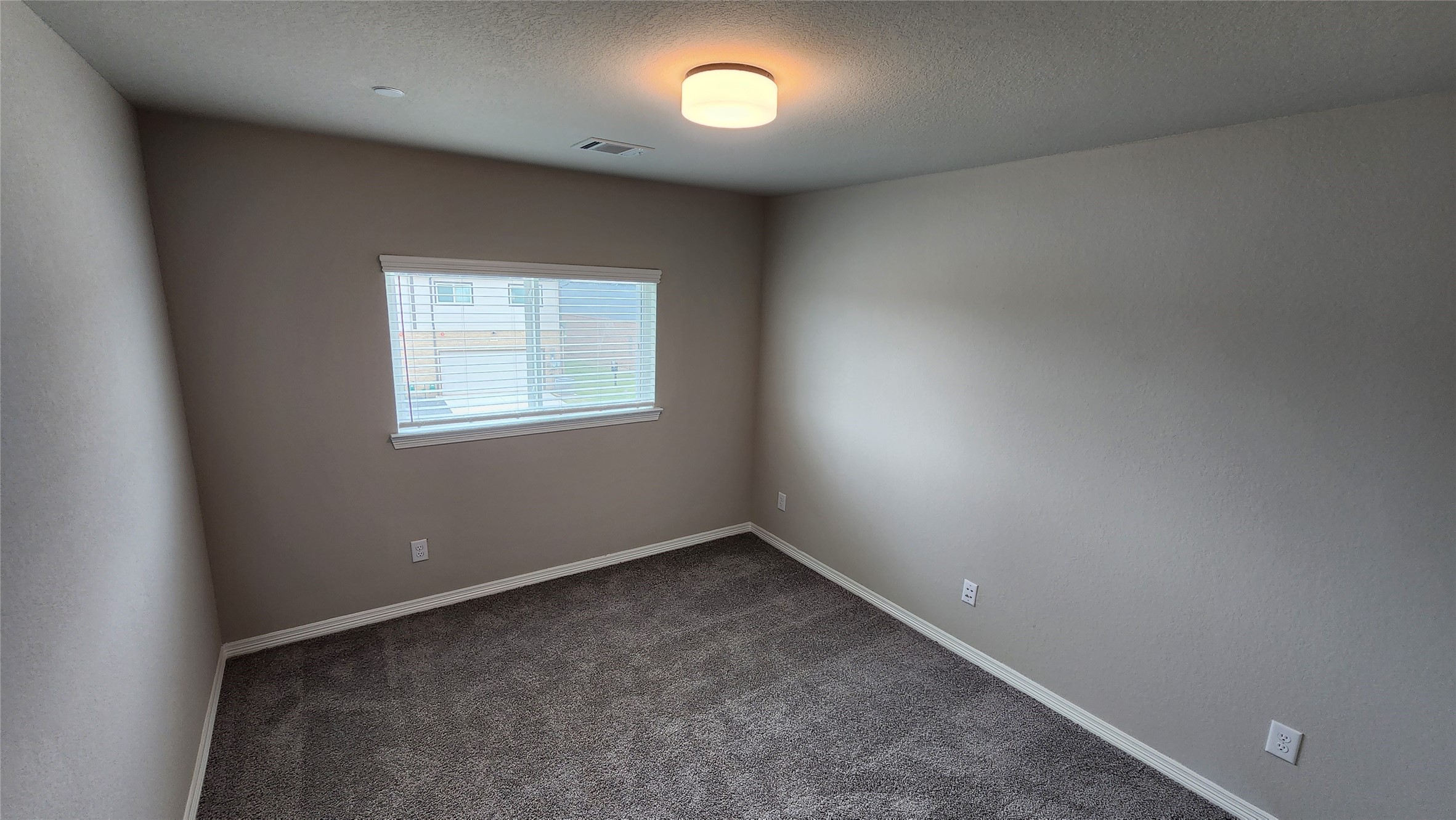8009 Scanlan Trail Property Photo 18