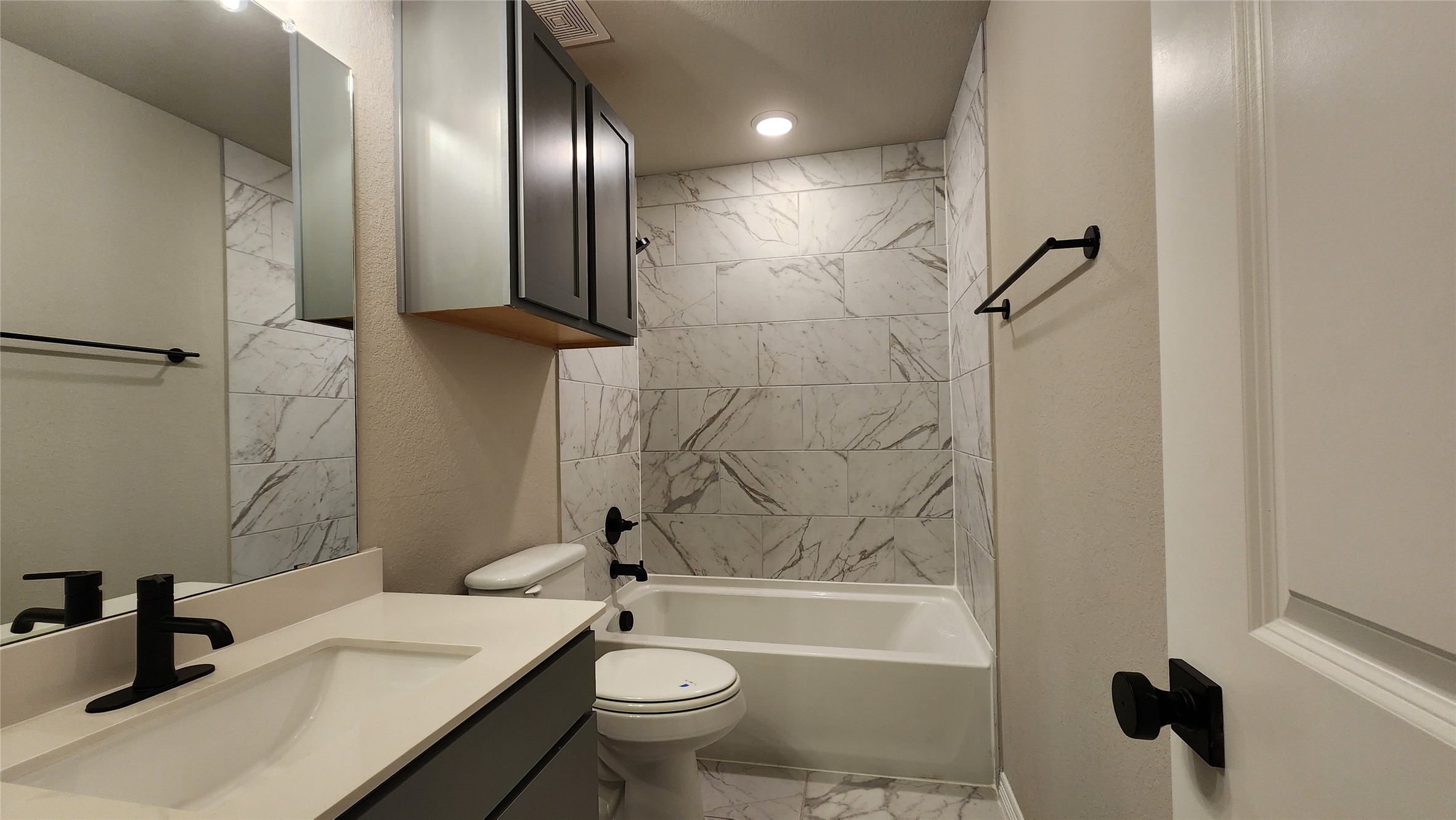 8009 Scanlan Trail Property Photo 19