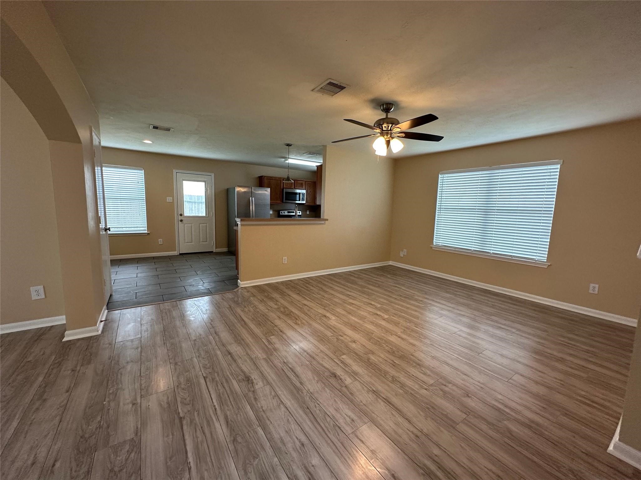 19162 Yellow Thrush Drive Property Photo 8