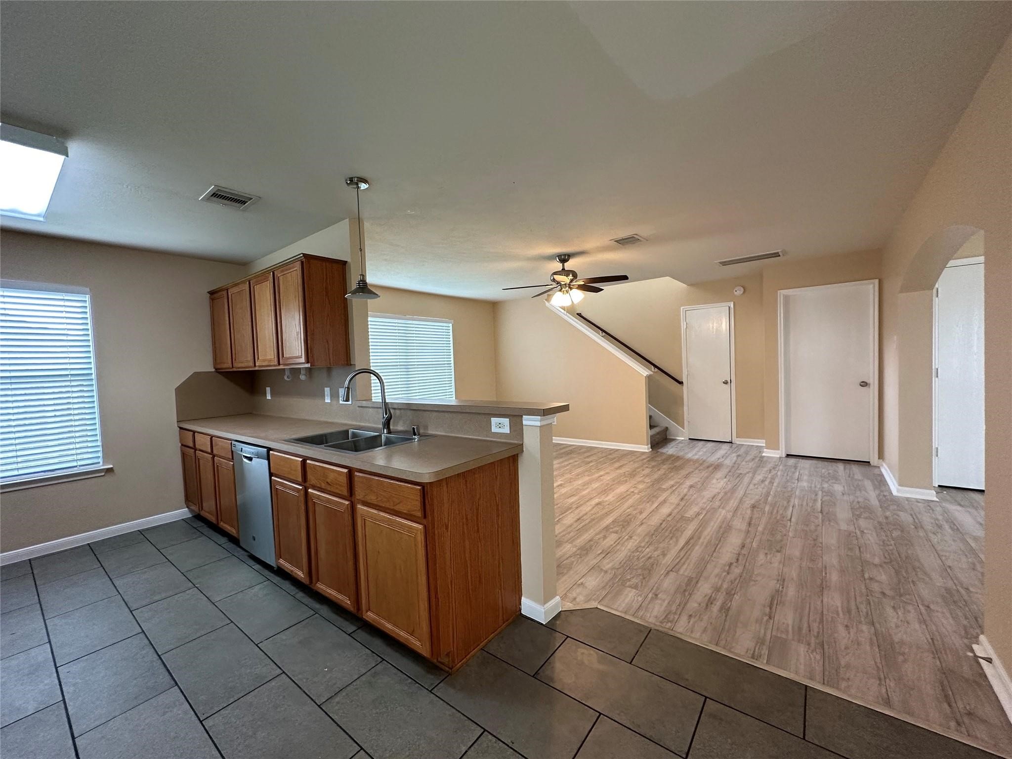 19162 Yellow Thrush Drive Property Photo 10