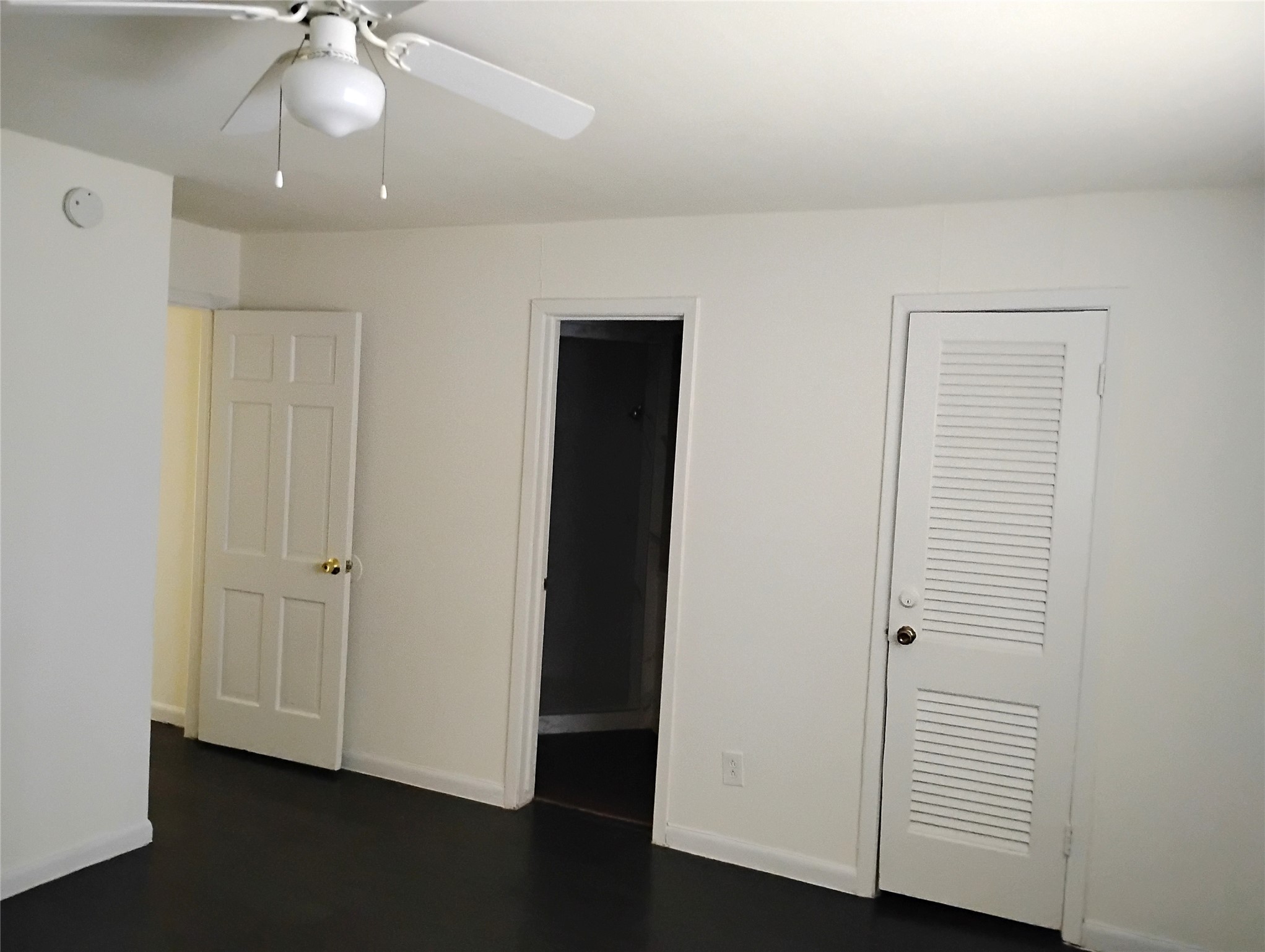 3003 Broadway St Street 8 Property Photo 5