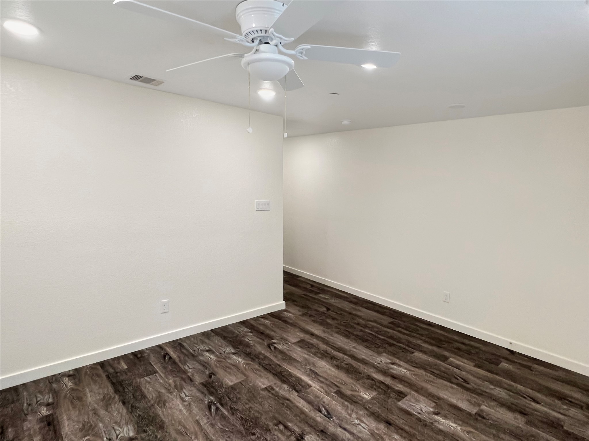21155 Gosling Road 48 A-d Property Photo 8