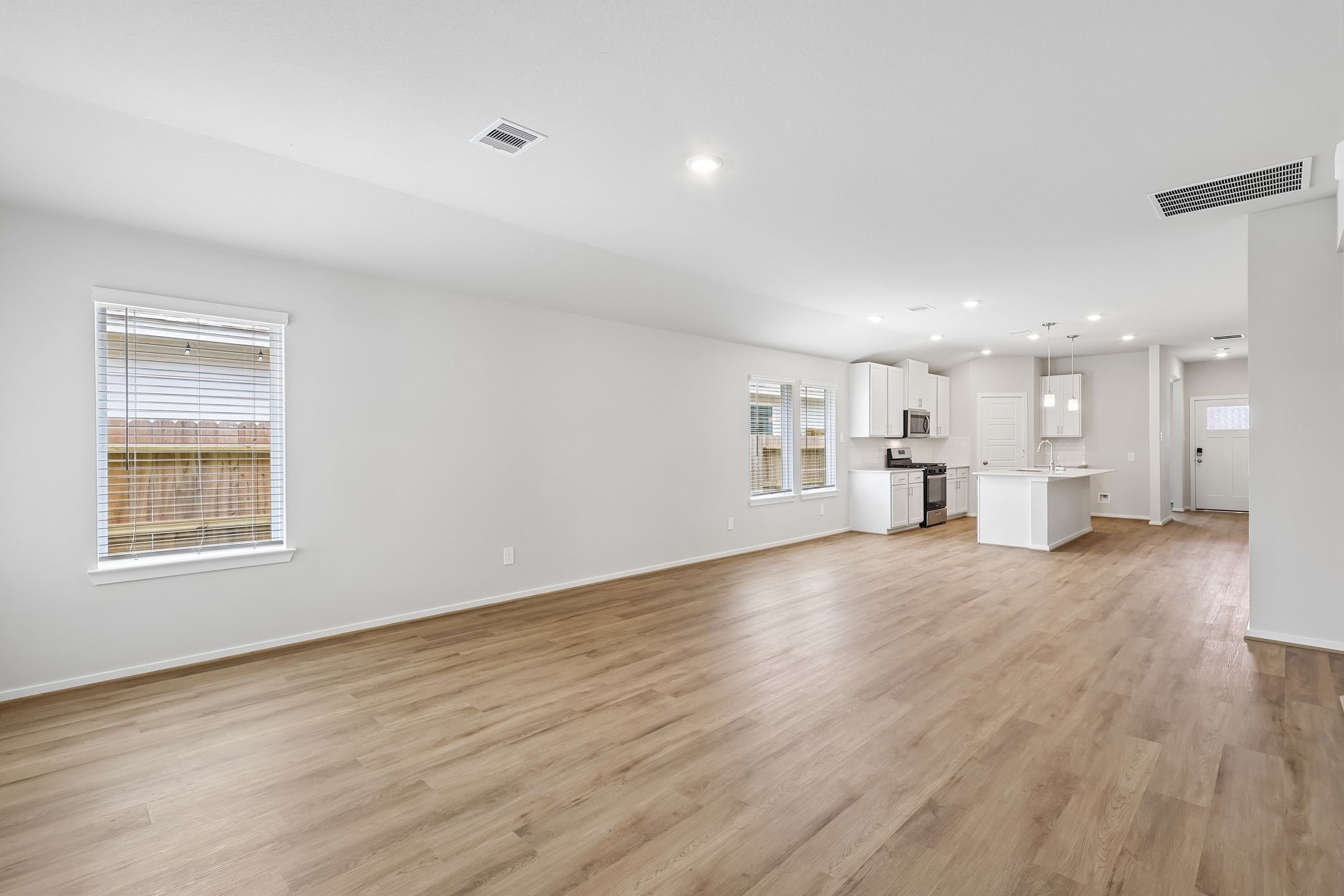 29015 Maggie View Court Property Photo 6