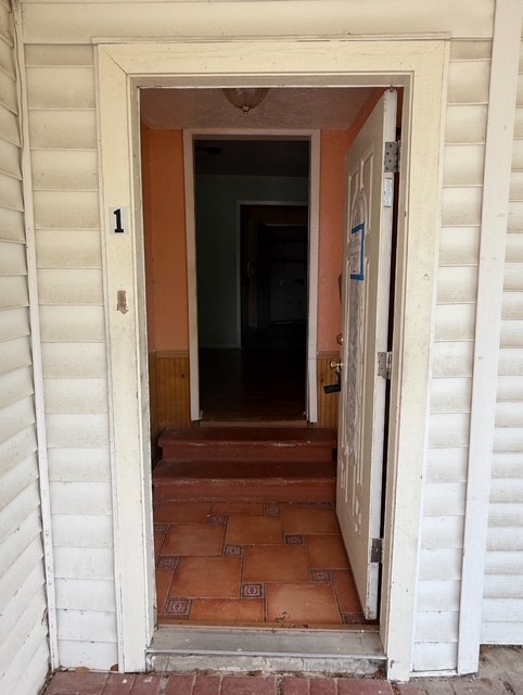 802 Matamoros Drive Property Photo 4