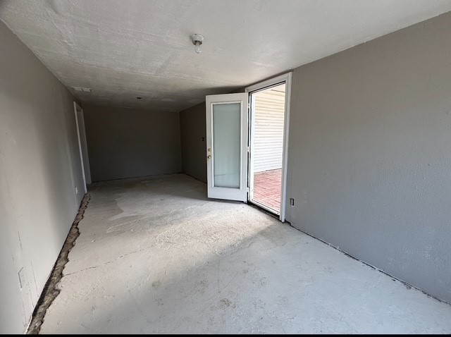 802 Matamoros Drive Property Photo 12