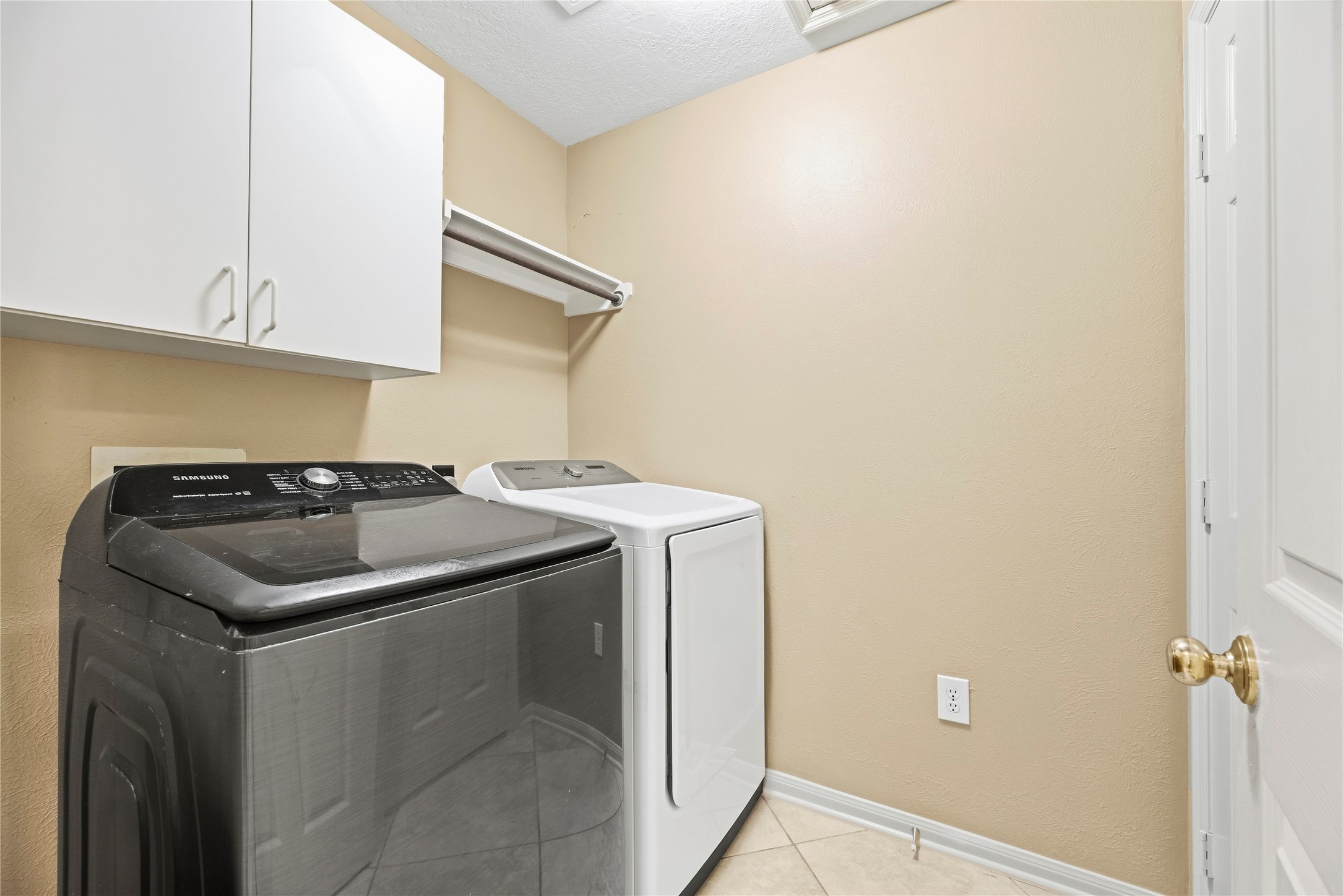 427 Fern Meadow Drive Property Photo 18