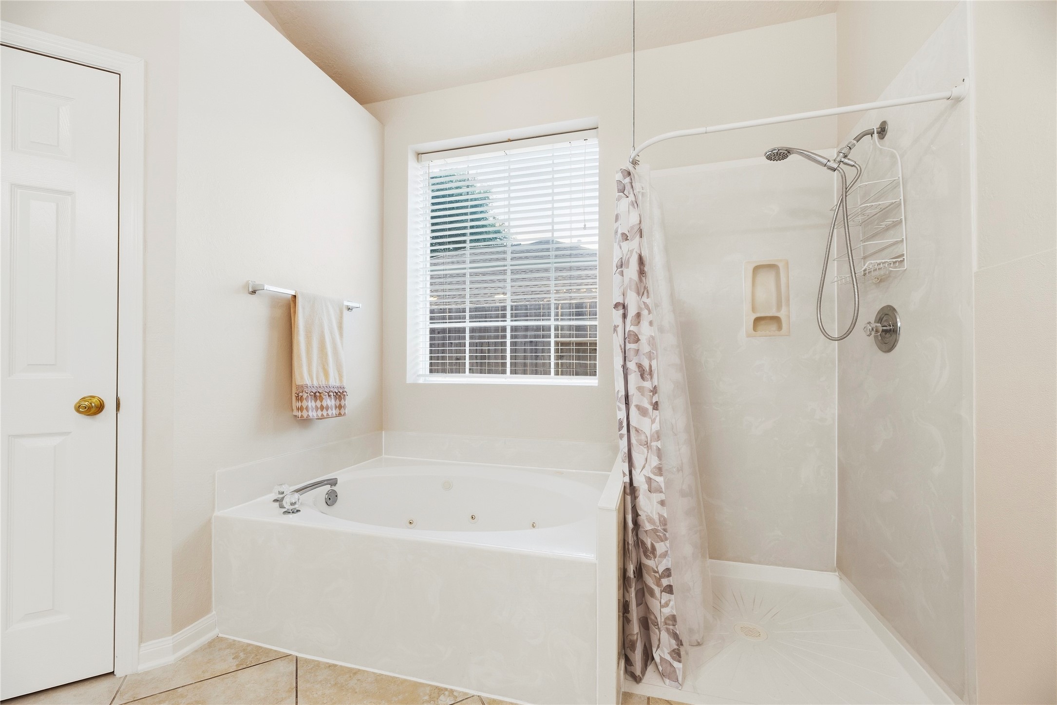 427 Fern Meadow Drive Property Photo 21