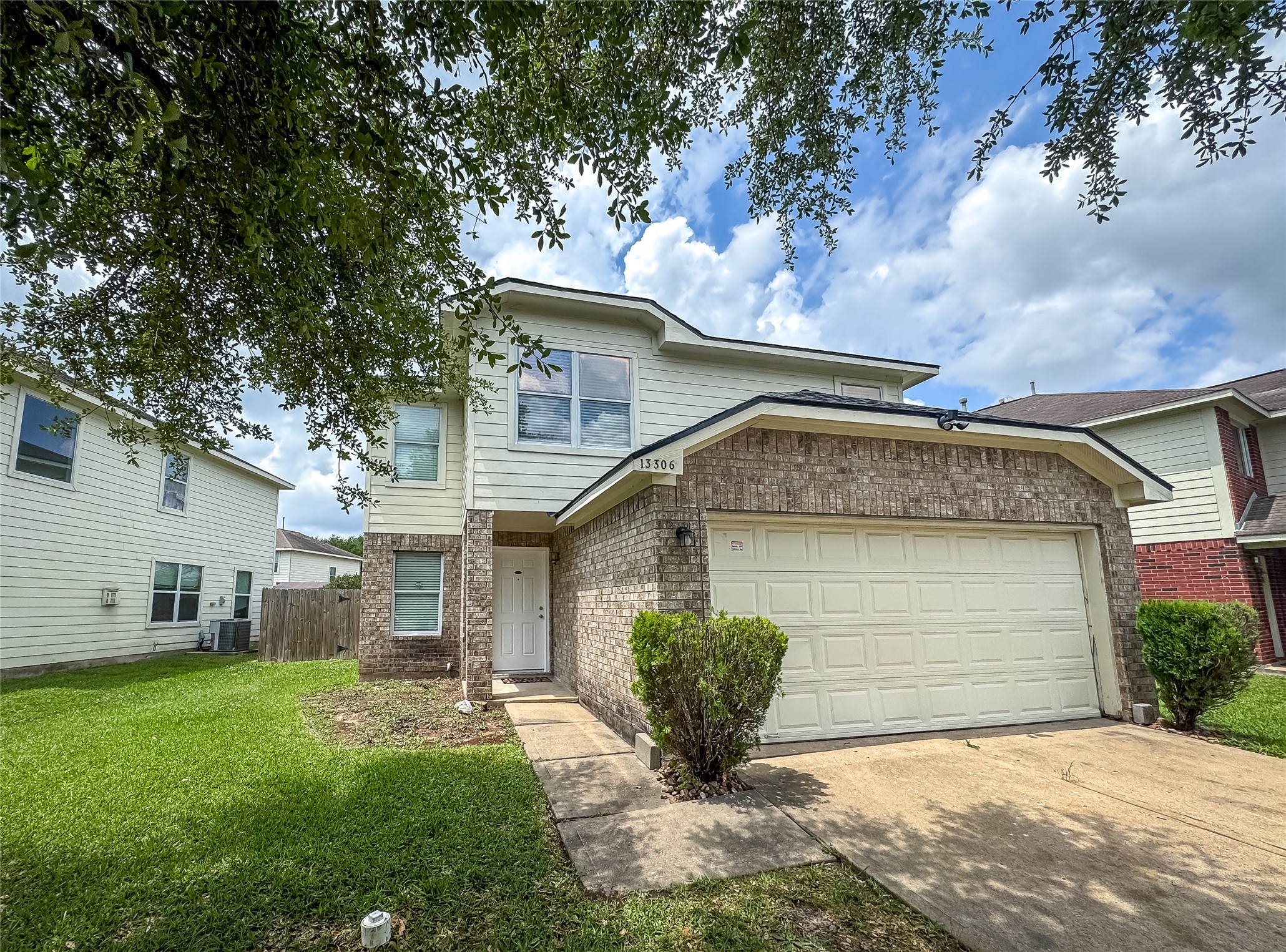 13306 Seagler Park Ln Property Photo 1