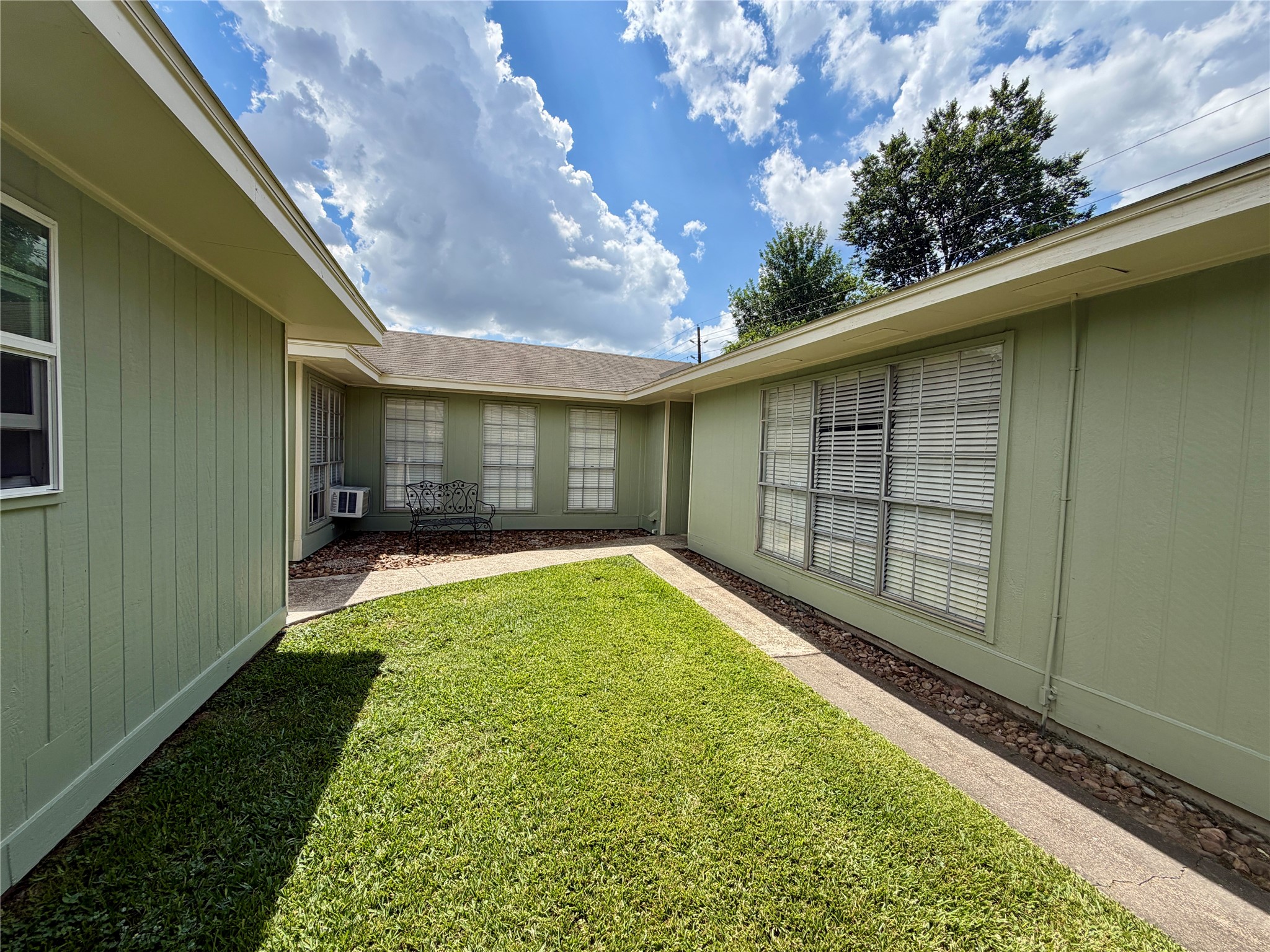 13330 Cologne Drive Property Photo 3