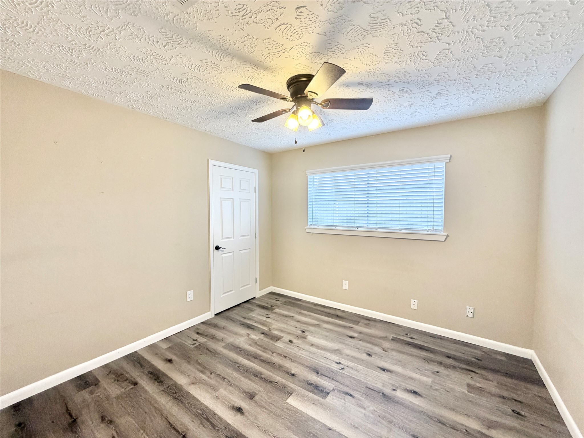 13330 Cologne Drive Property Photo 12
