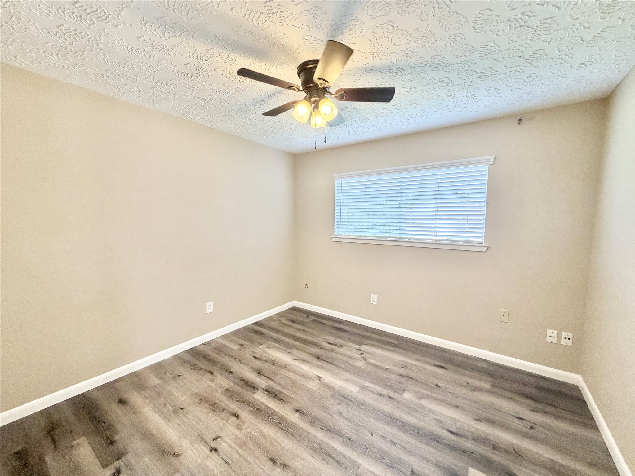 13330 Cologne Drive Property Photo 13