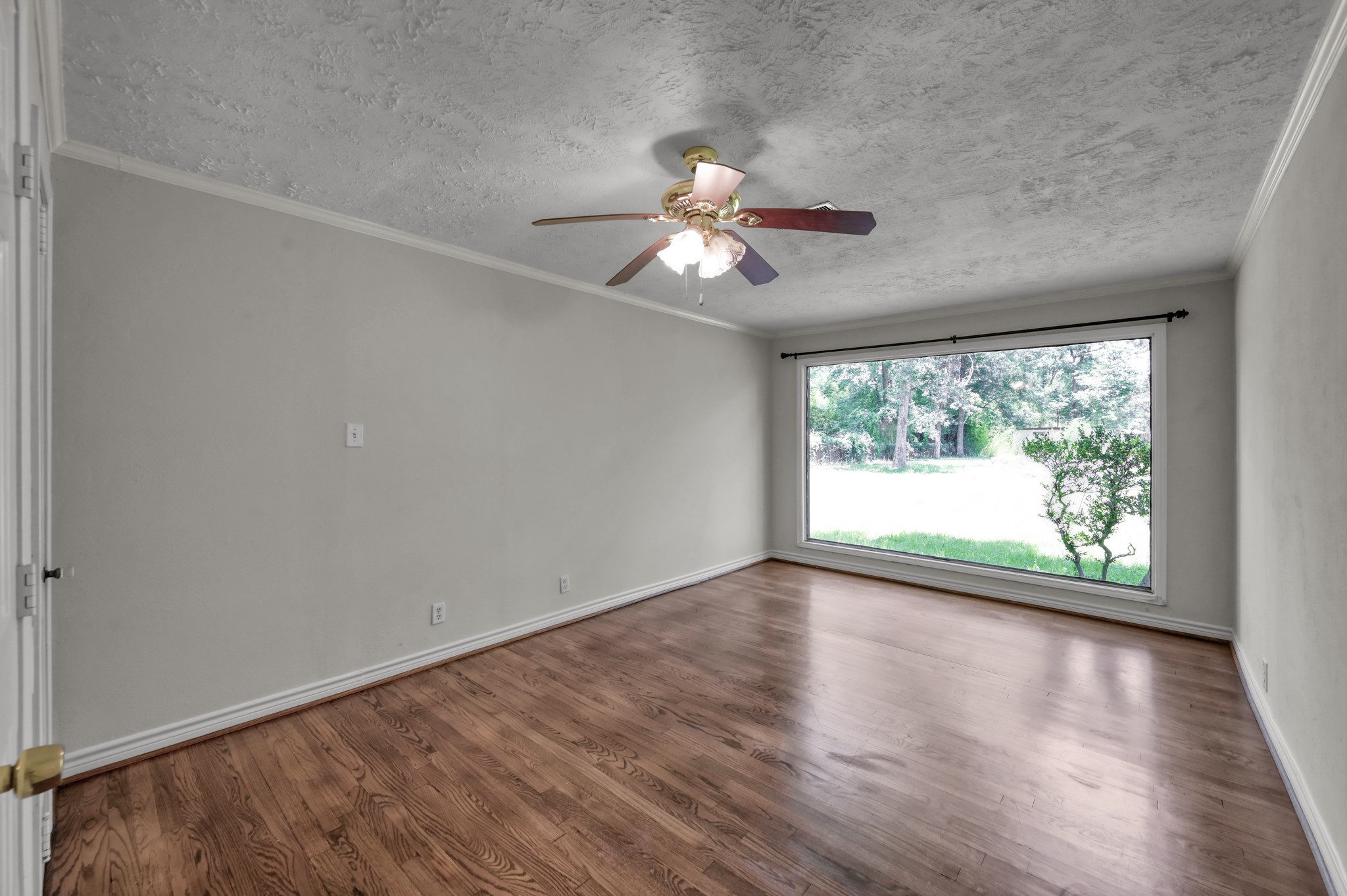 210 Harris Boulevard Property Photo 11