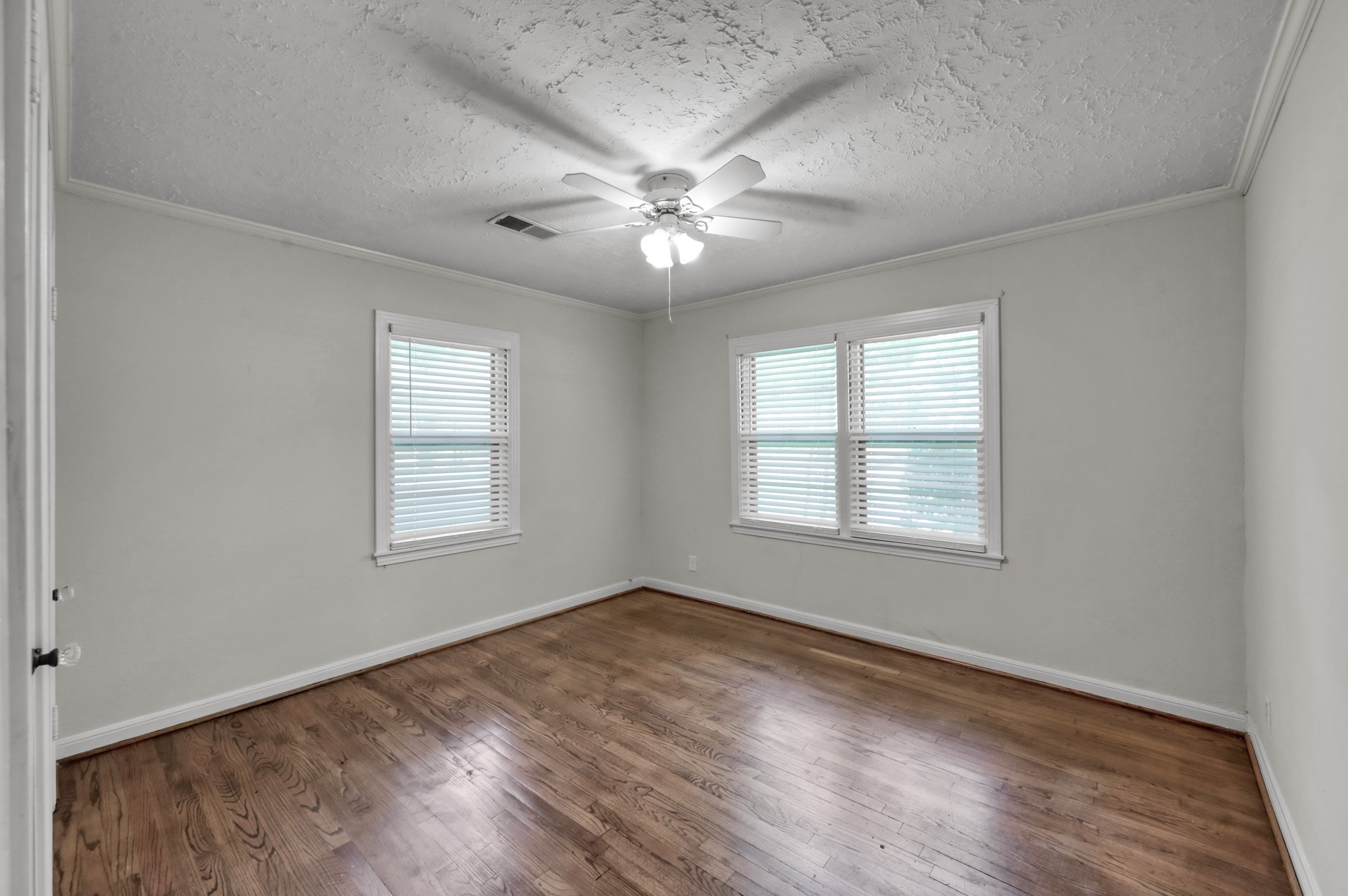 210 Harris Boulevard Property Photo 14