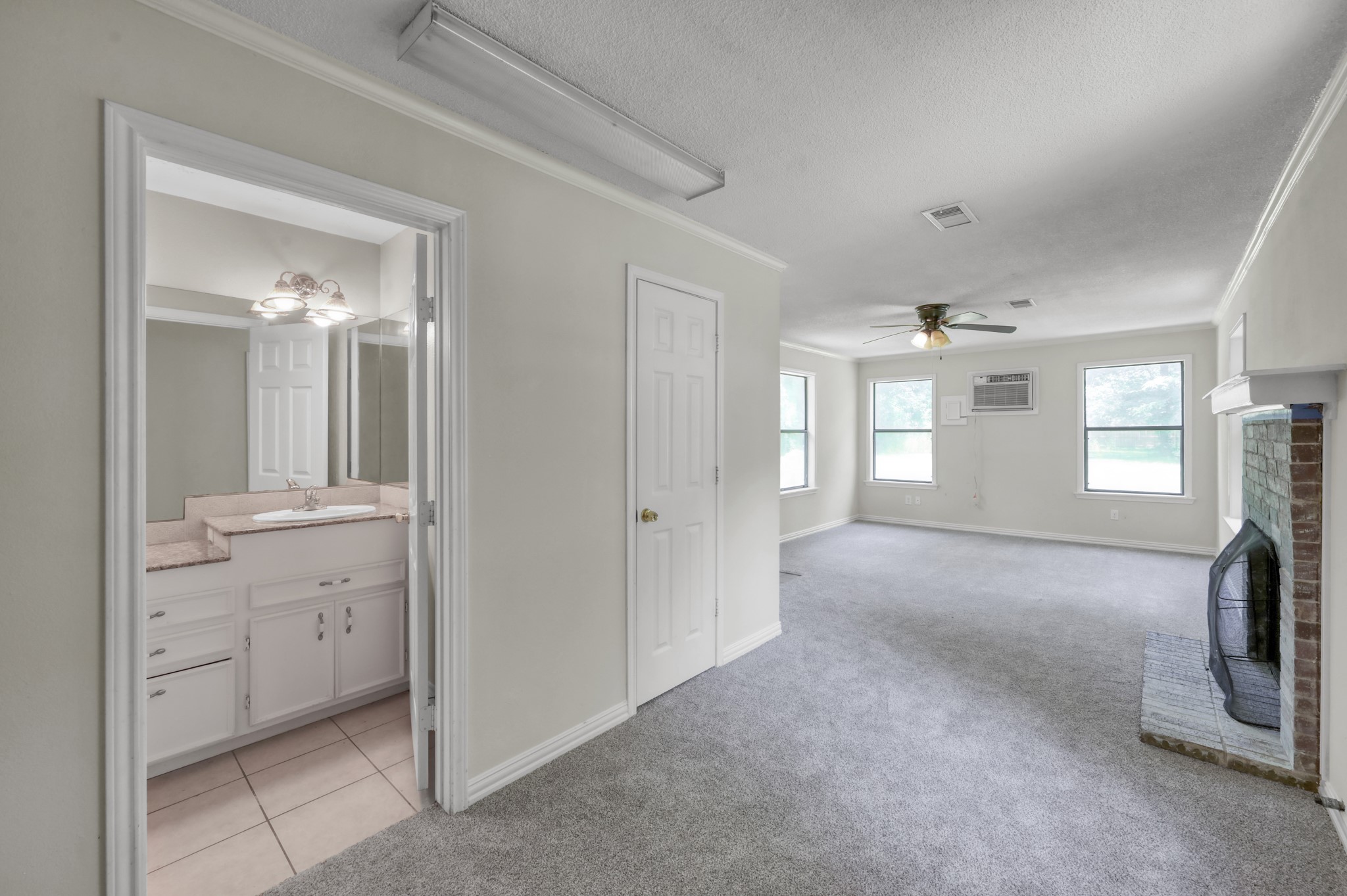 210 Harris Boulevard Property Photo 19