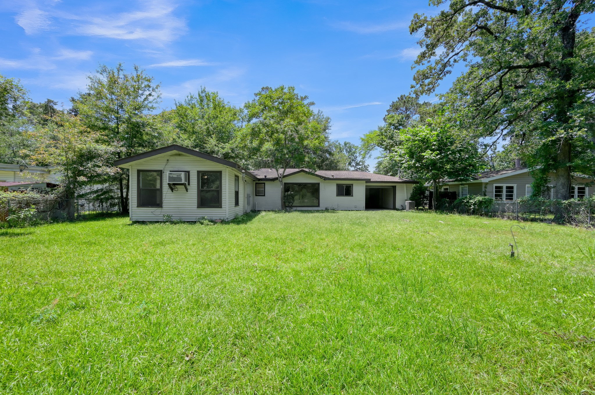 210 Harris Boulevard Property Photo 30