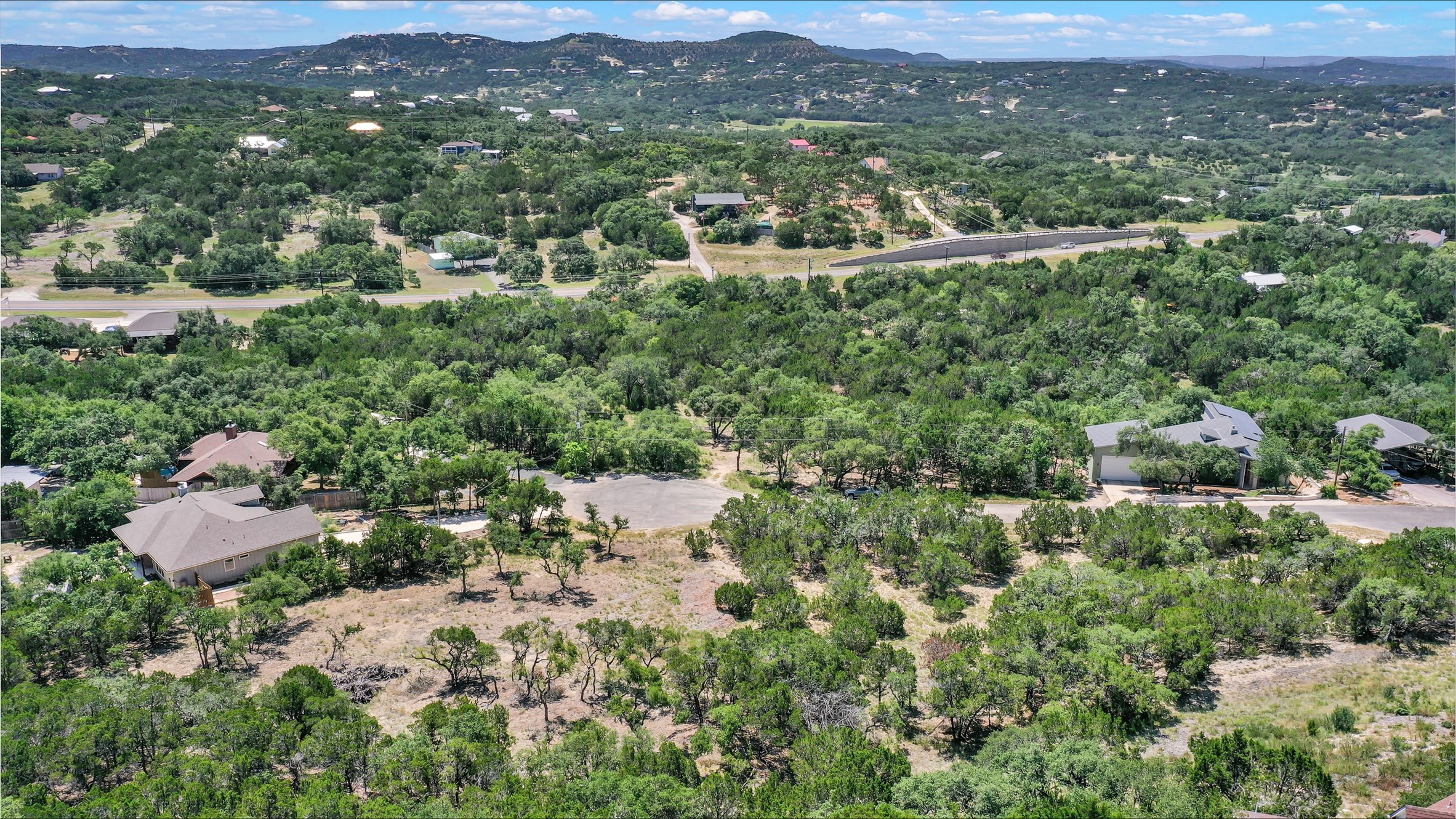 355 Nighthawk Property Photo 4