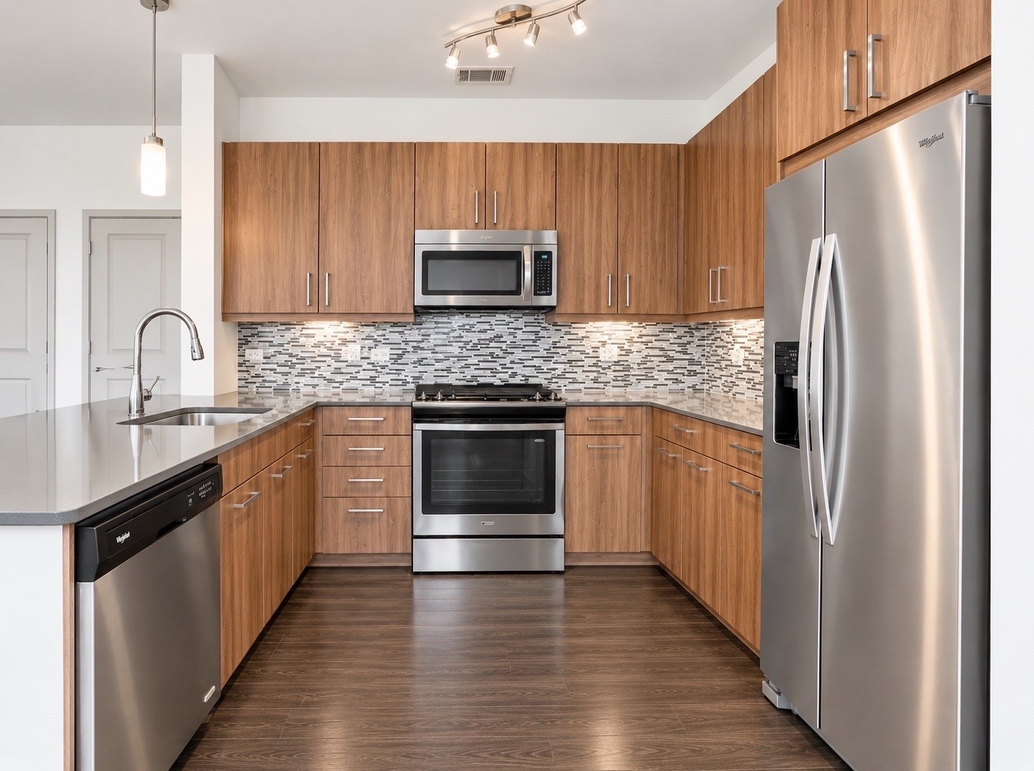 2111 Westheimer Rd Road 2301 Property Photo 4