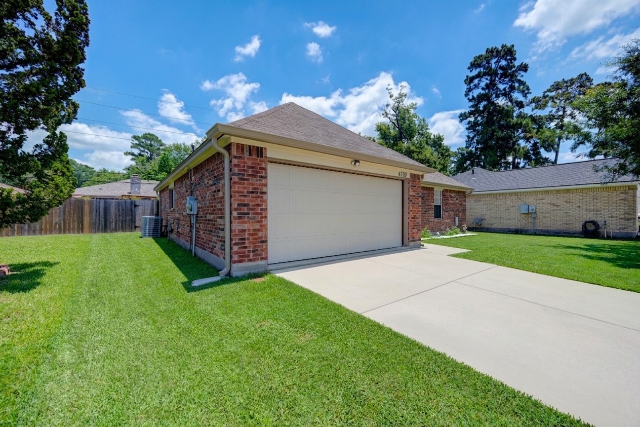 4130 Donalbain Drive Property Photo 4