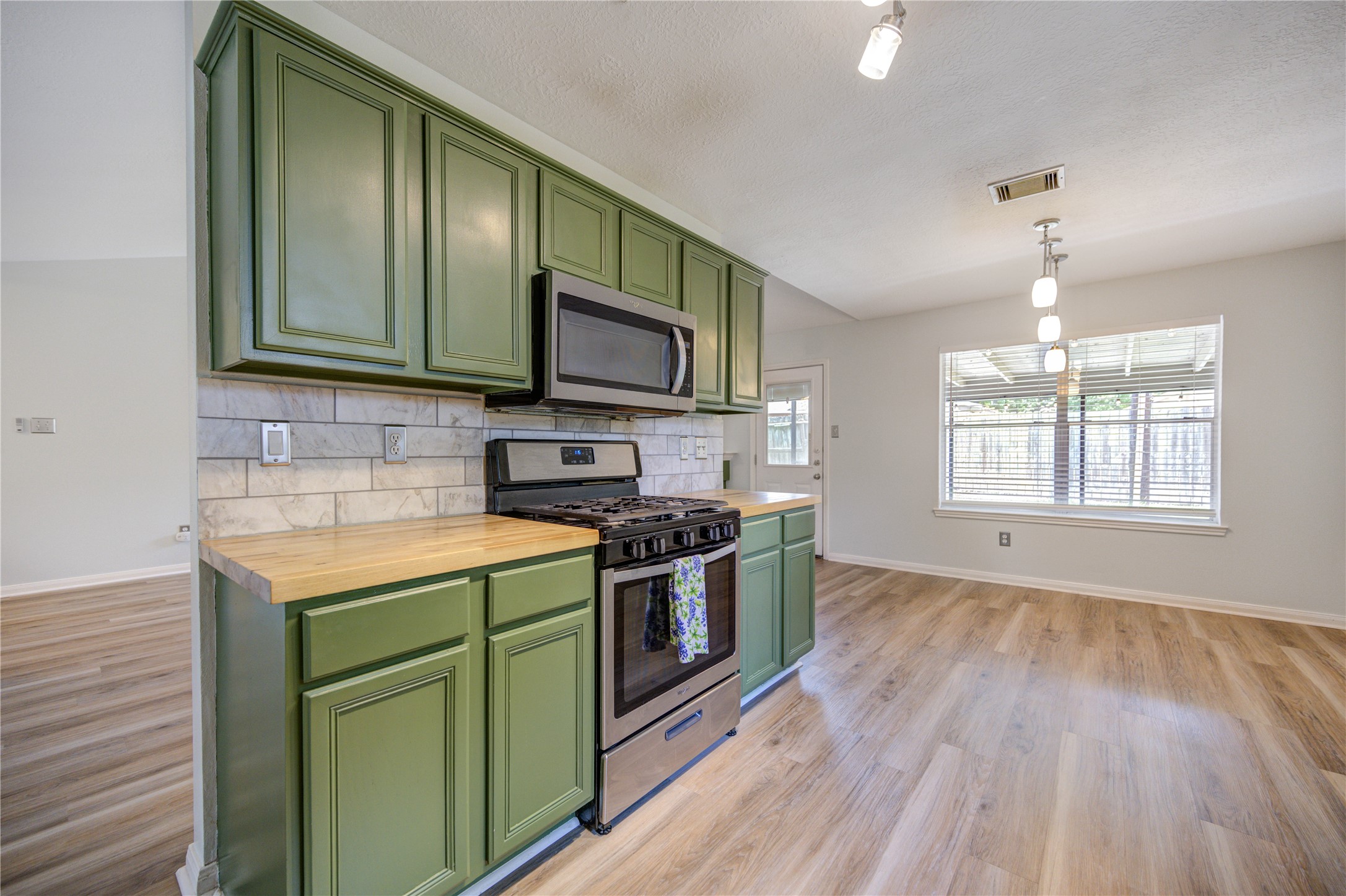 4130 Donalbain Drive Property Photo 18