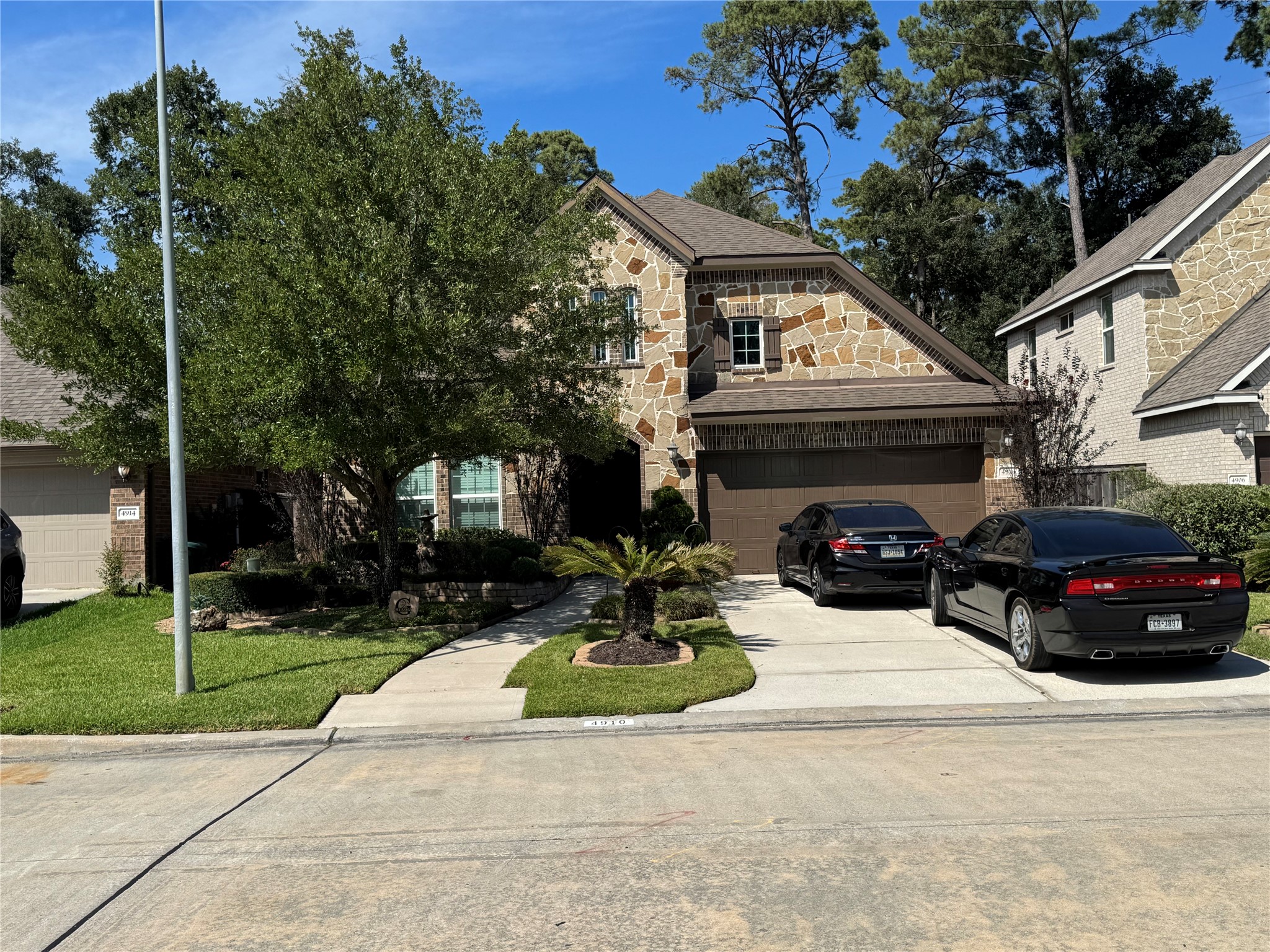 4910 Woodbury Mill Drive Property Photo 1