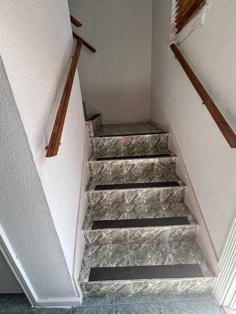 9718 Debbie Lane Property Photo 7