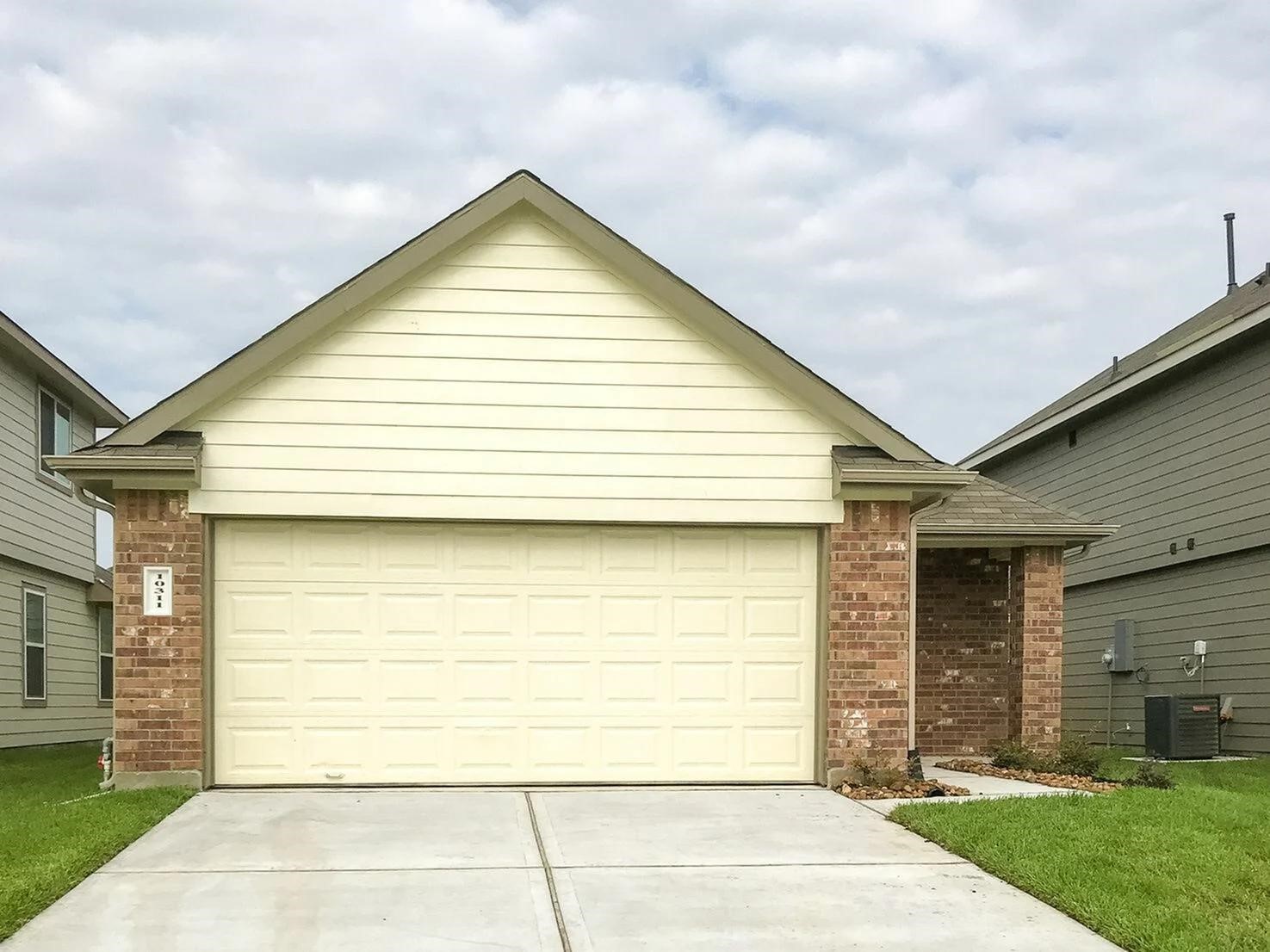 10311 Van Hut Lane Property Photo 1