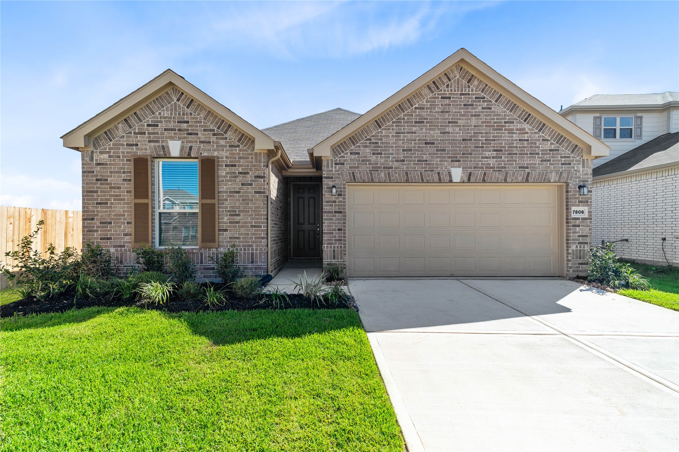 7806 Mica Valley Lane Property Photo 1