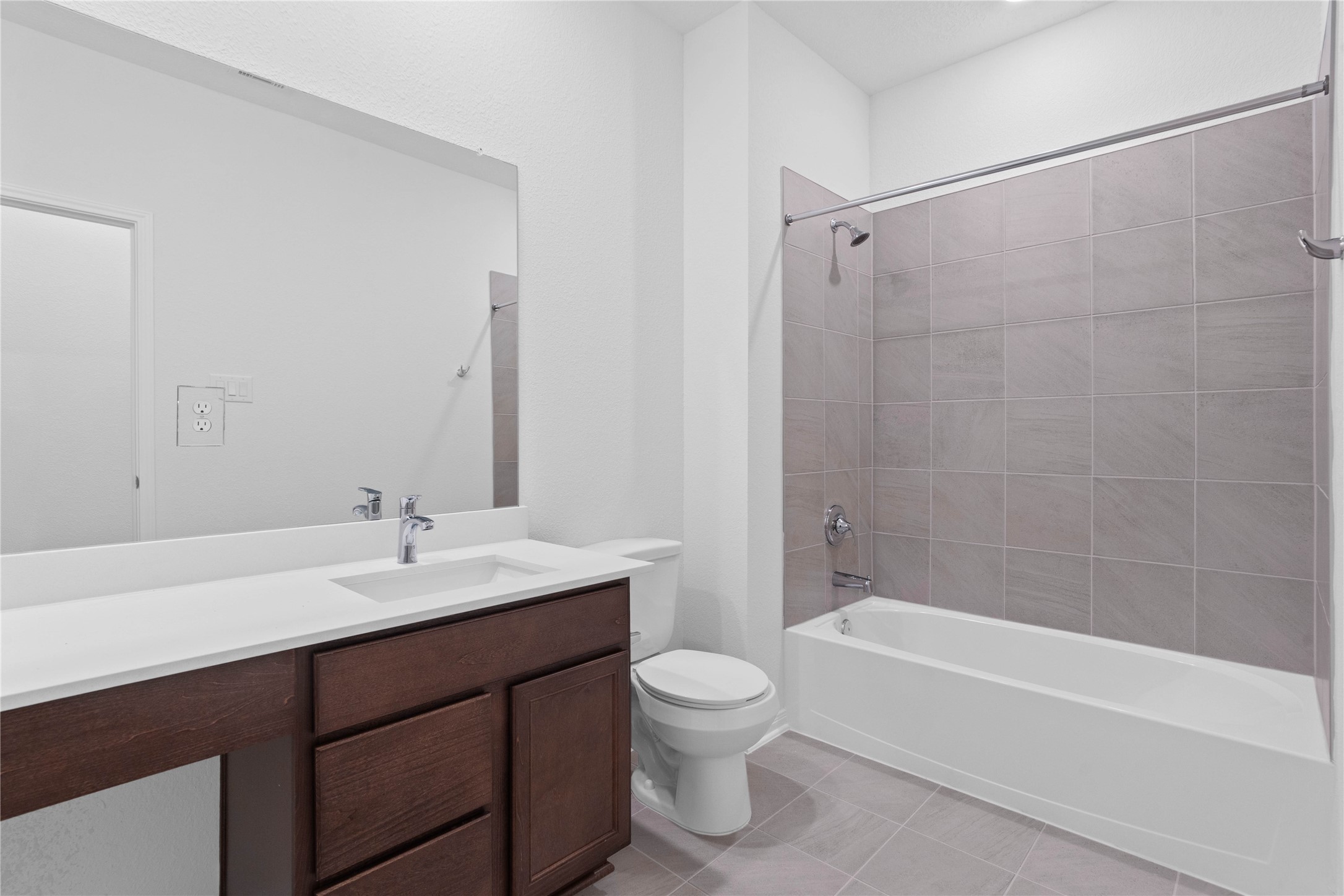 7806 Mica Valley Lane Property Photo 6